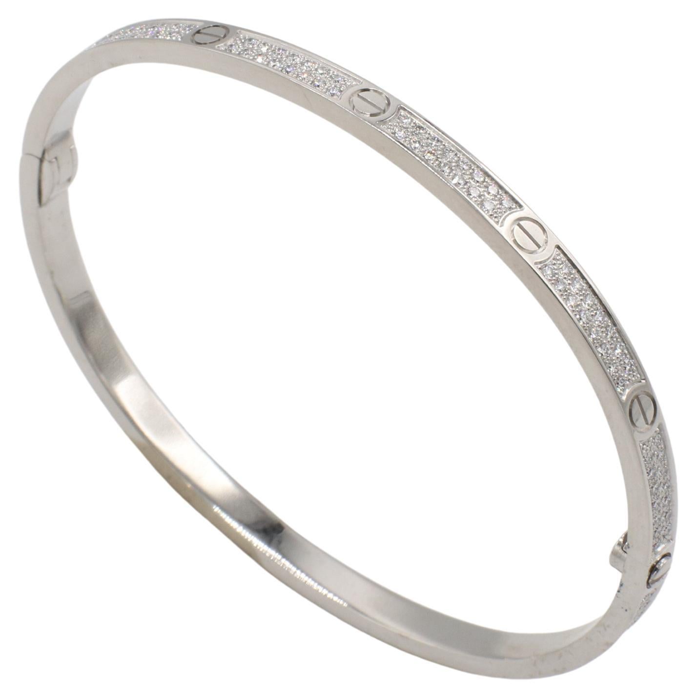 Cartier Liebe Weißgold natürliche Pave Diamant kleine Model Armreif Armband im Angebot