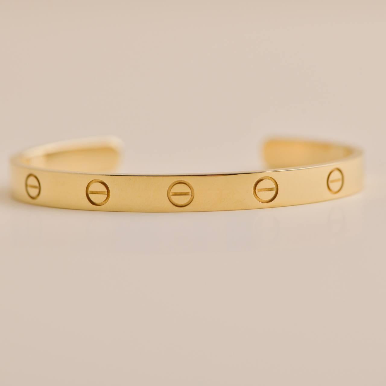 Cartier Love Gelbgold Manschettenarmband Größe 17 für Damen oder Herren
