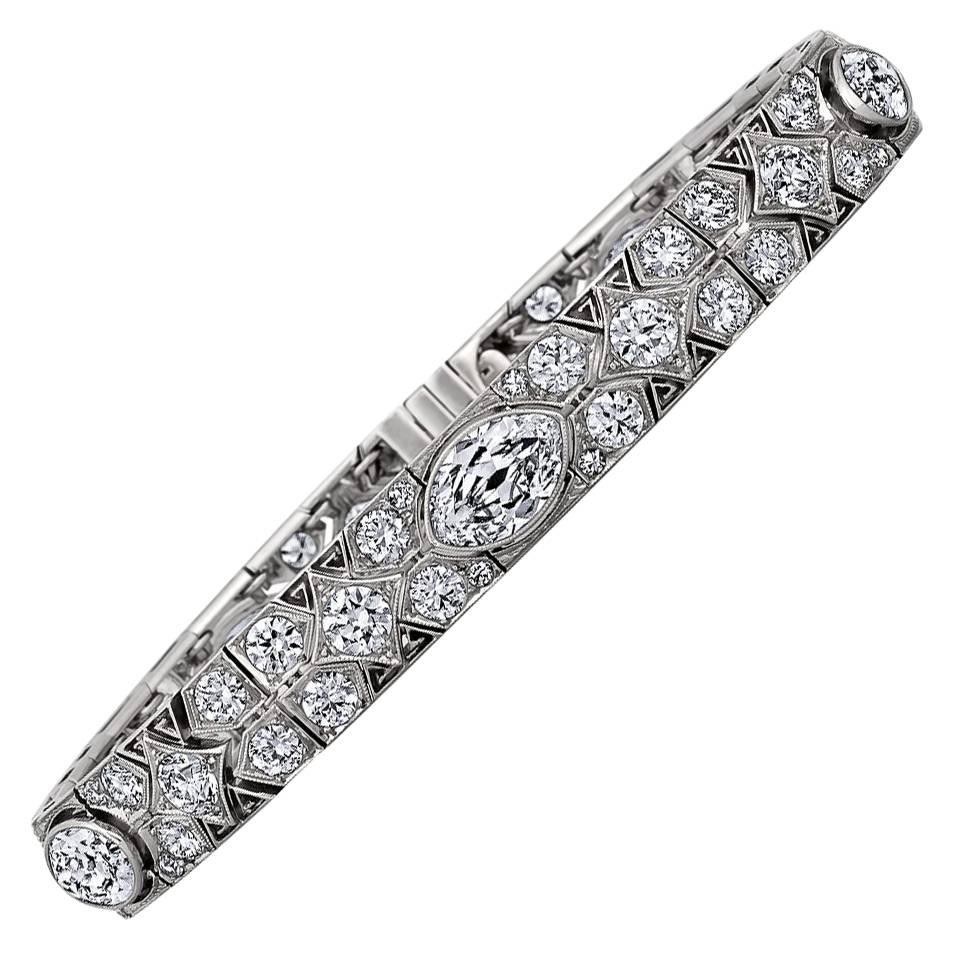 Cartier France Magnificent Art Deco Diamond Platinum Bracelet