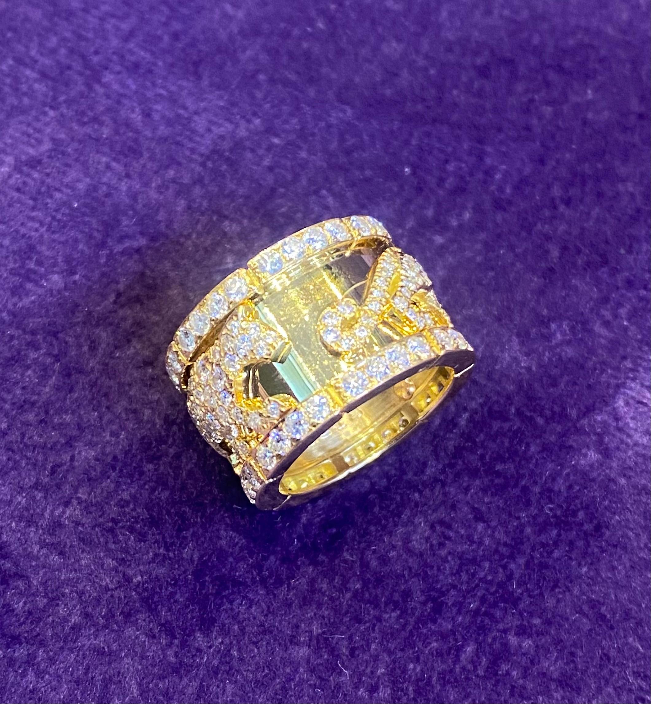 Women's Cartier Mahango Walking Panthère' Diamond Ring For Sale