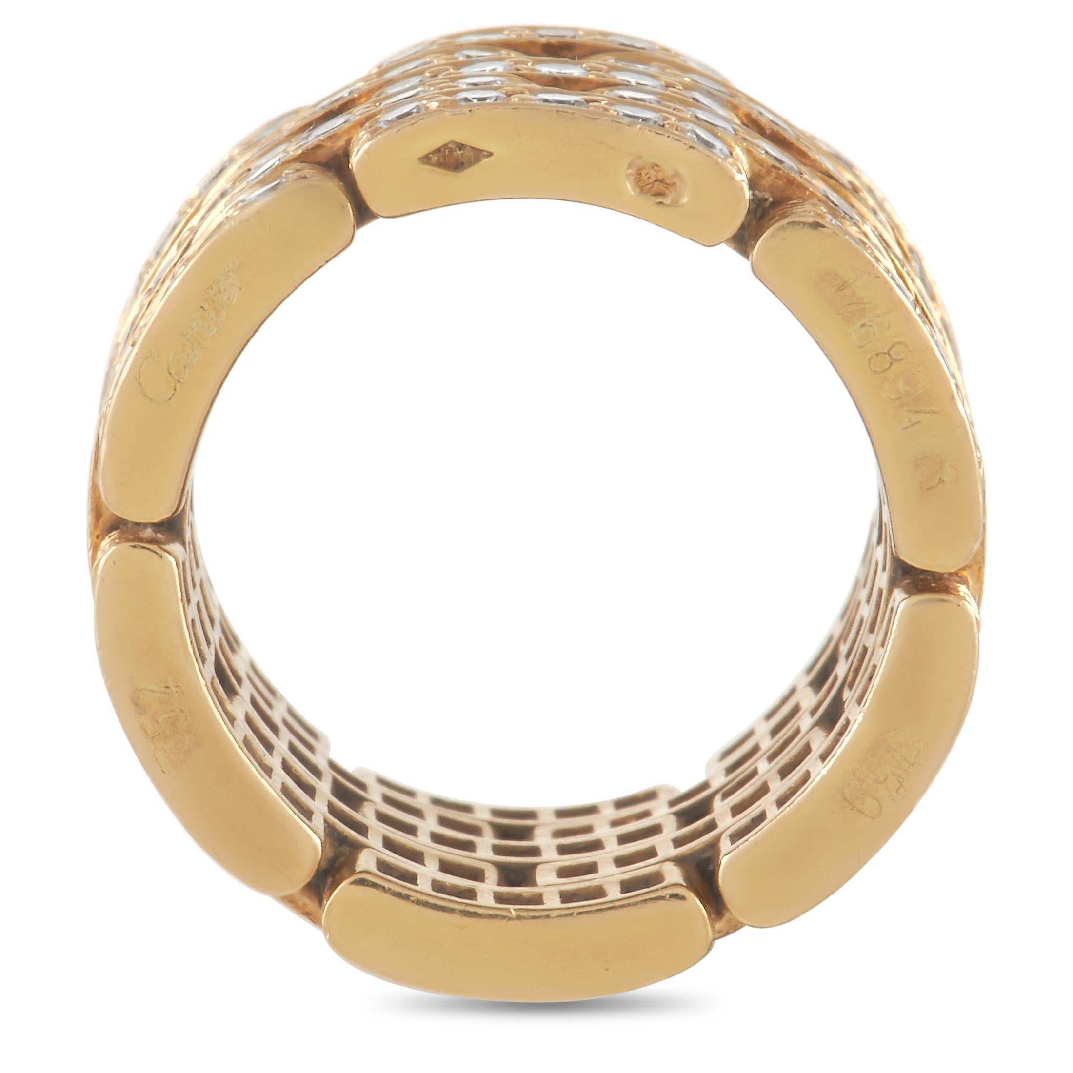 This impeccably crafted Cartier Maillon de Panthère ring is a luxury piece that will elevate any jewelry collection. The dynamic 18K yellow gold setting only elevates the beauty of this piece’s shimmering diamonds, which feature E color, VVS