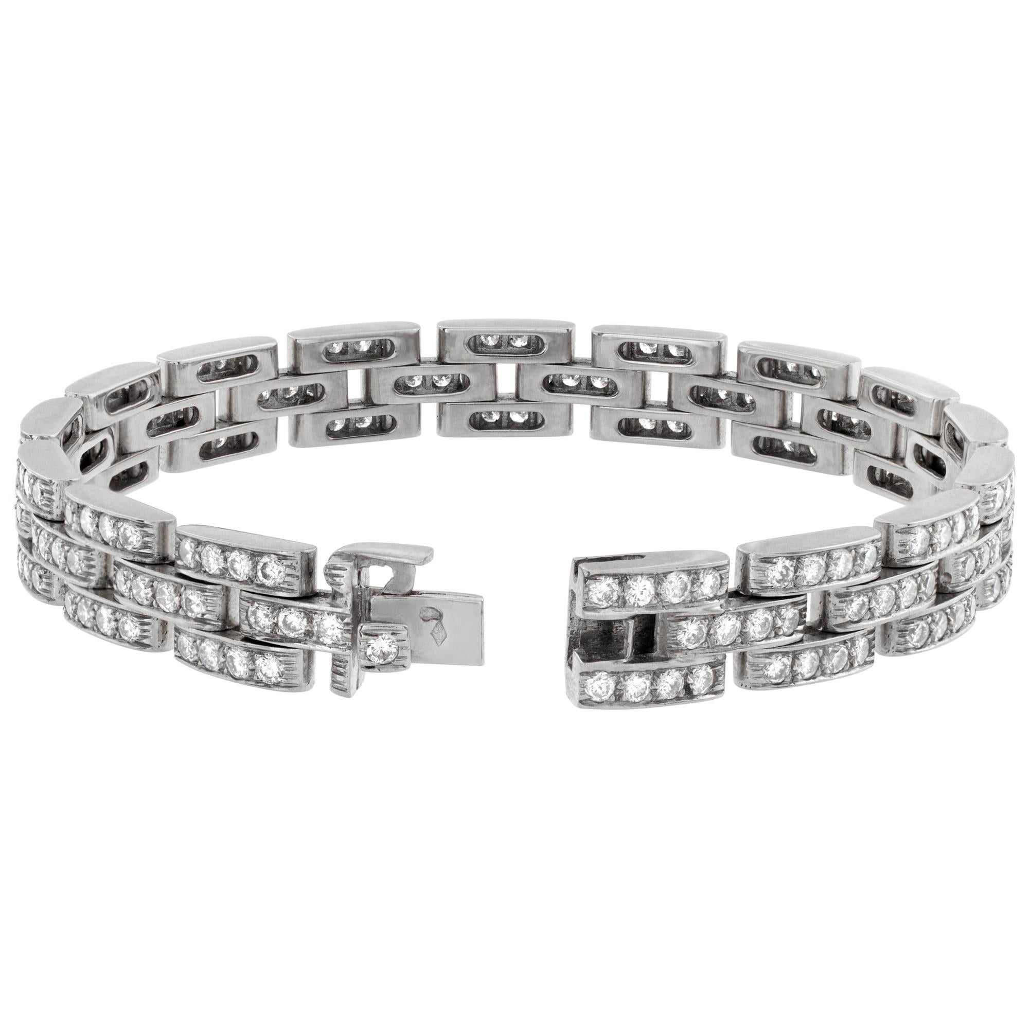 Cartier Maillon Panthere diamond bracelet in 18k white gold, 3 rows of round brilliant cut diamonds totalling over 2.80 carats in G-H color, VS clarity diamonds. Complete with box & certificate. 7