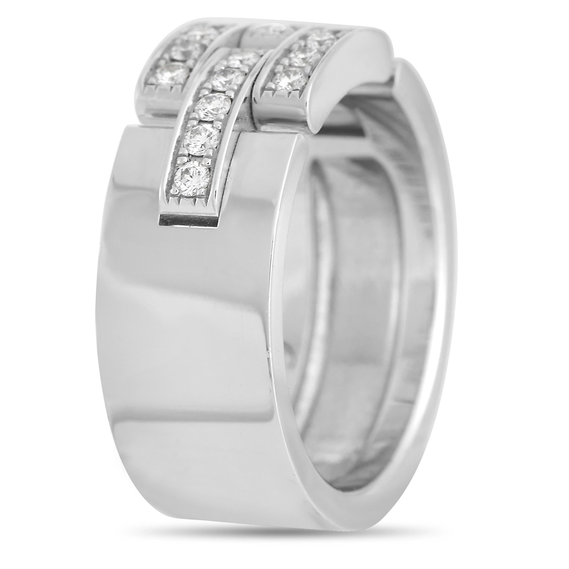Keep your dressing game on point with this Cartier Maillon Panthere 18K White Gold and Diamond Ring. Fashioned in solid white gold with glistening links pave-set with brilliant-cut diamonds, this stunning piece can easily add a touch of class to any