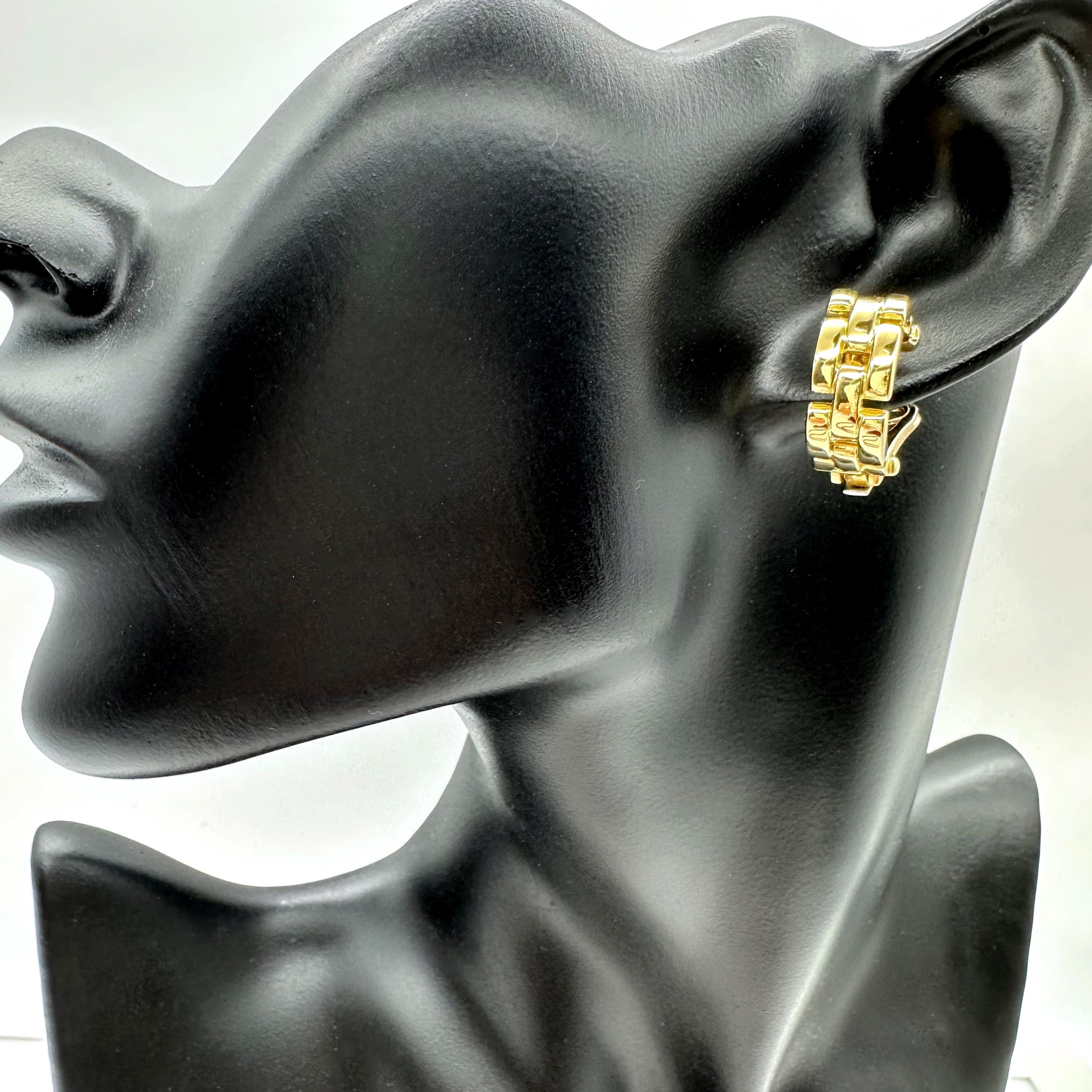 Cartier Maillon Panthere 18 Karat Yellow Gold Hoop Earrings 3