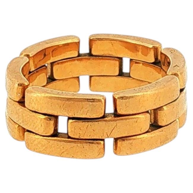 Does Cartier use real diamonds for its rings?