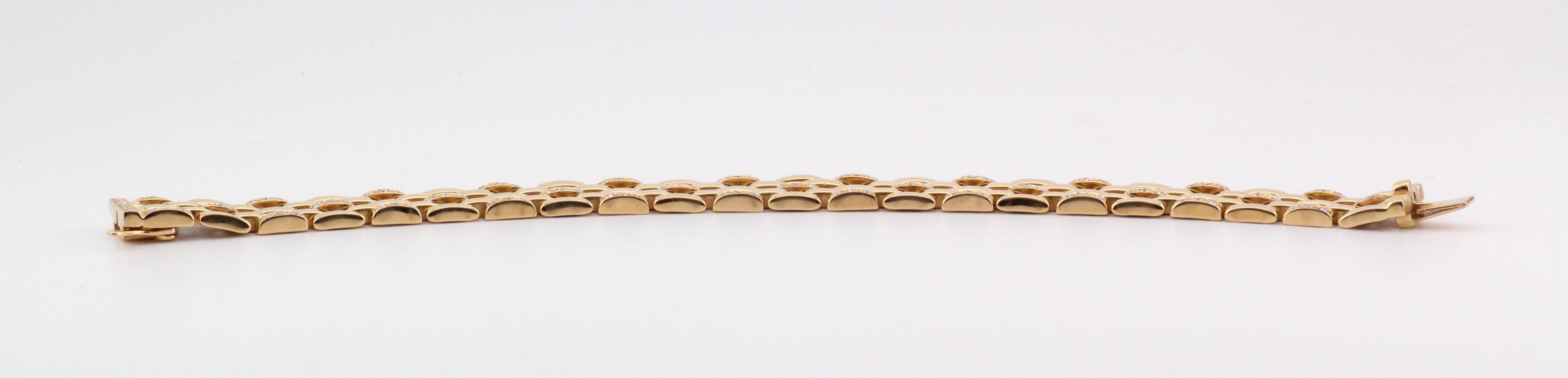Cartier Bracelet à 5 rangées de maillons de panthère en or jaune 18 carats et diamants Unisexe en vente