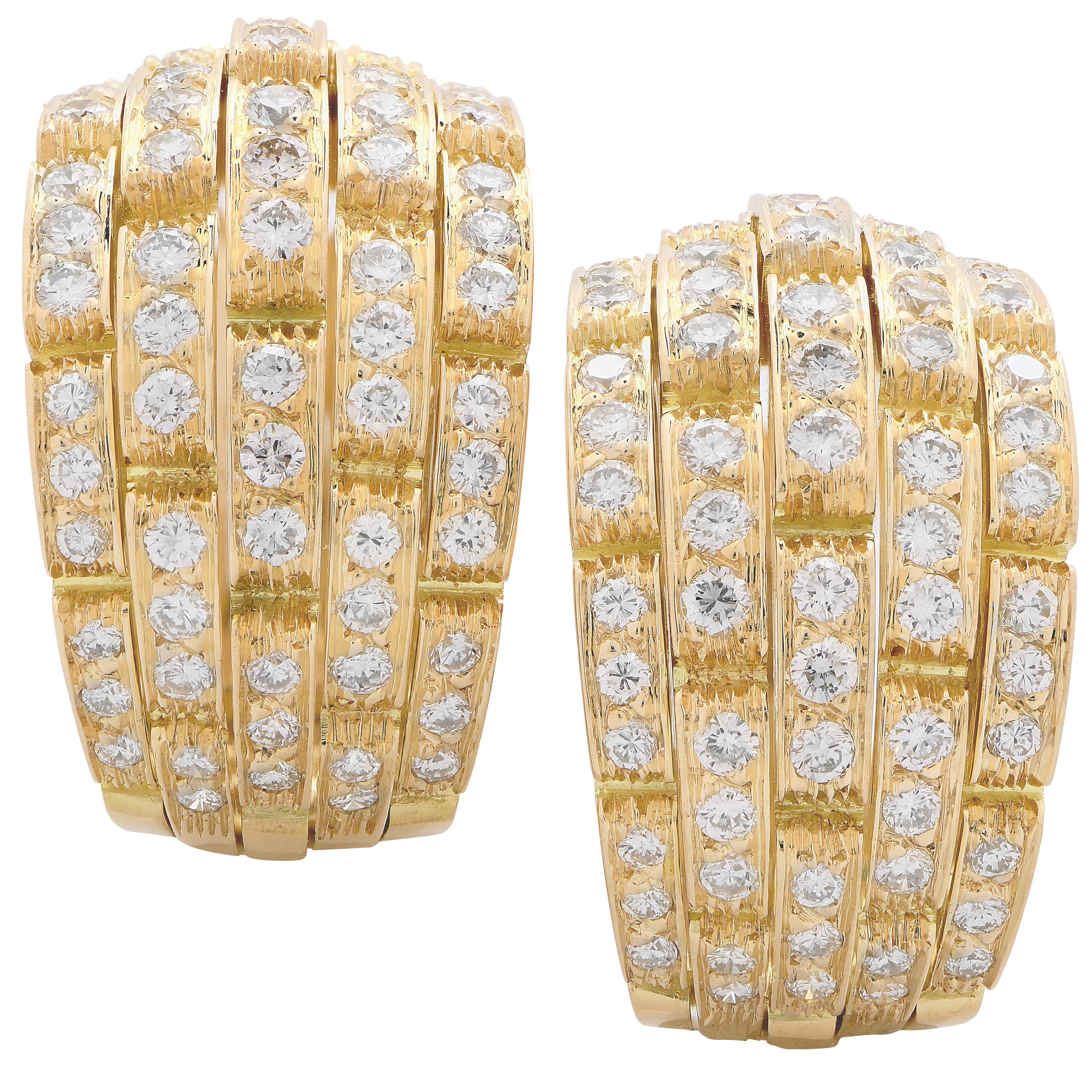 Cartier Maillon Panthere Diamond Earrings in 18 Karat Yellow Gold, circa 1980