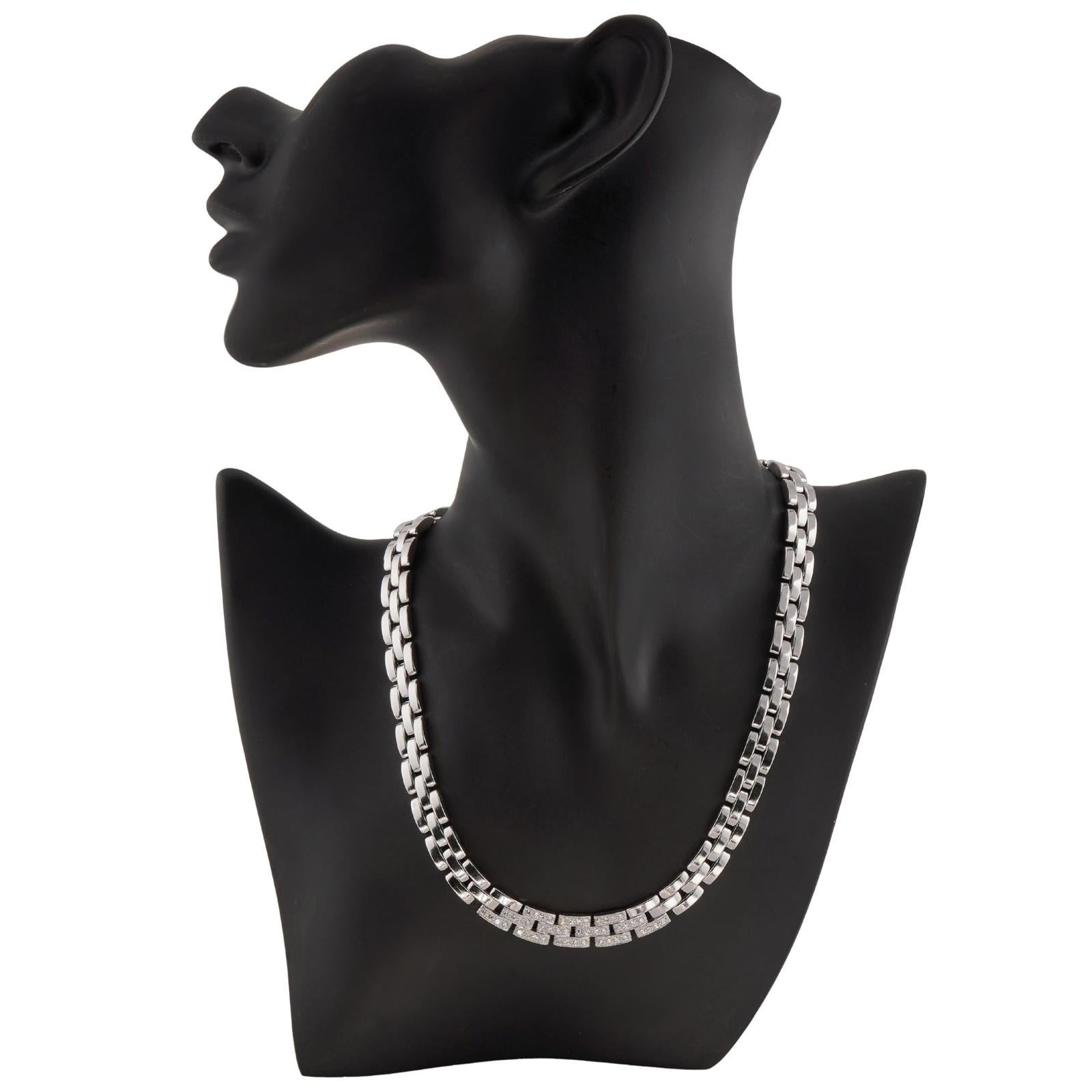 Taille brillant CARTIER Collier Maillon Panthère devant diamants