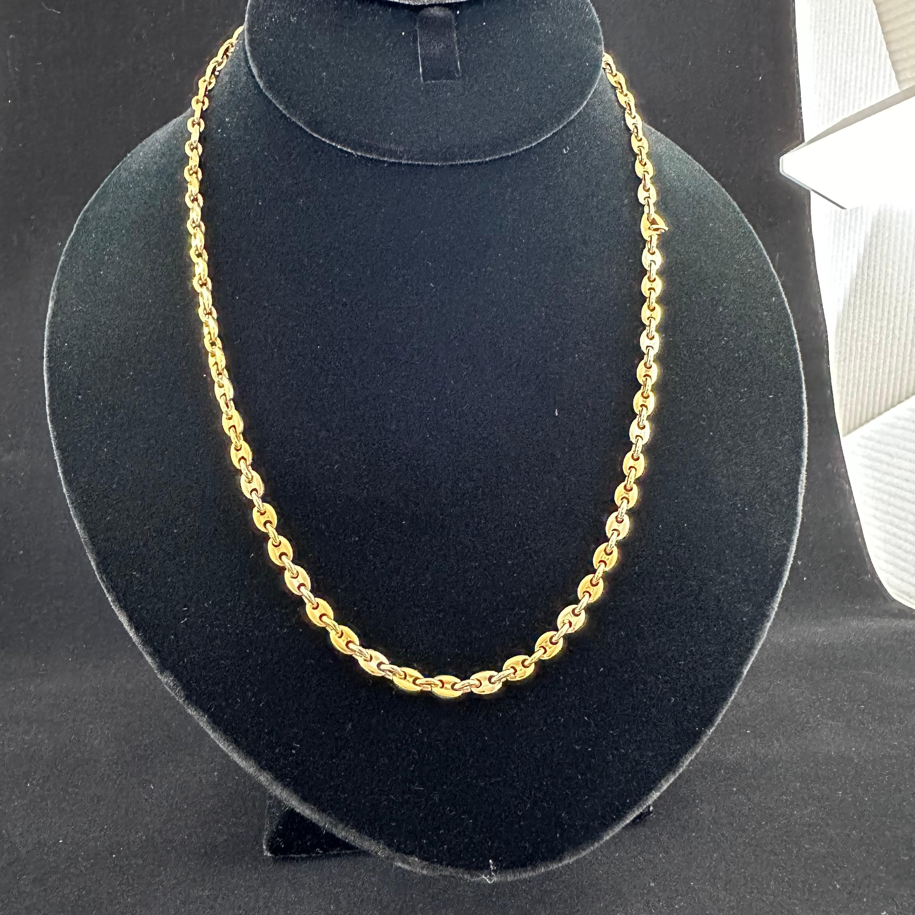 Cartier Vintage 18k Yellow and White Link Chain
39.8 grams 18 inches Long , Each Link is 5mm width.
The chain has a Yellow Gold Look as there are 2 Yellow Gold Link and one White Link so the over all appearance of the chain is yellow. 20.5 Inches