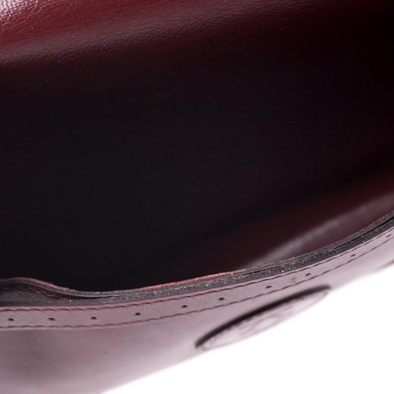 Cartier Maroon Leather Must De Cartier Crossbody Bag In Good Condition In Dubai, Al Qouz 2