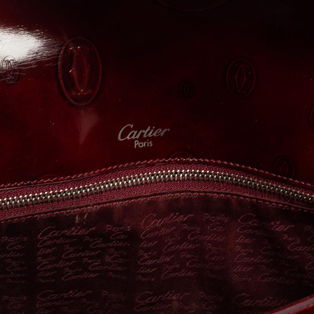 Cartier Maroonfarbene Must de Cartier Baguette-Tasche aus Lackleder 2