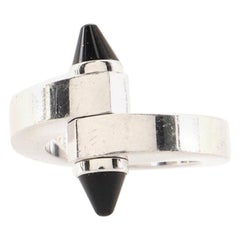 Cartier Bague Menotte en or blanc 18 carats et onyx