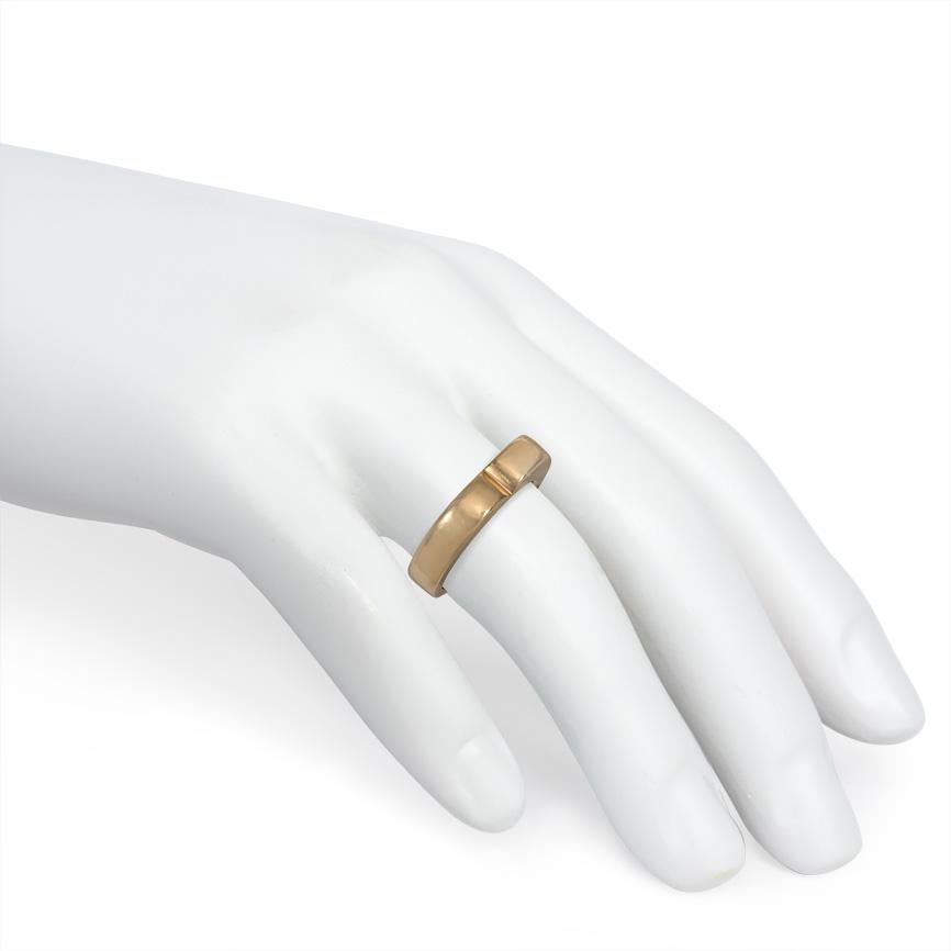 Women's or Men's Cartier Midcentury Gold Heart-Shaped Ring