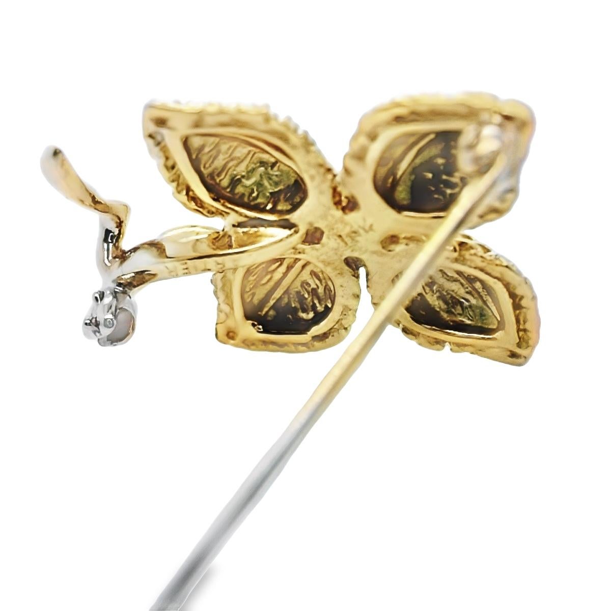 Cartier Mid-century yellow gold diamond flower brooch  For Sale 1