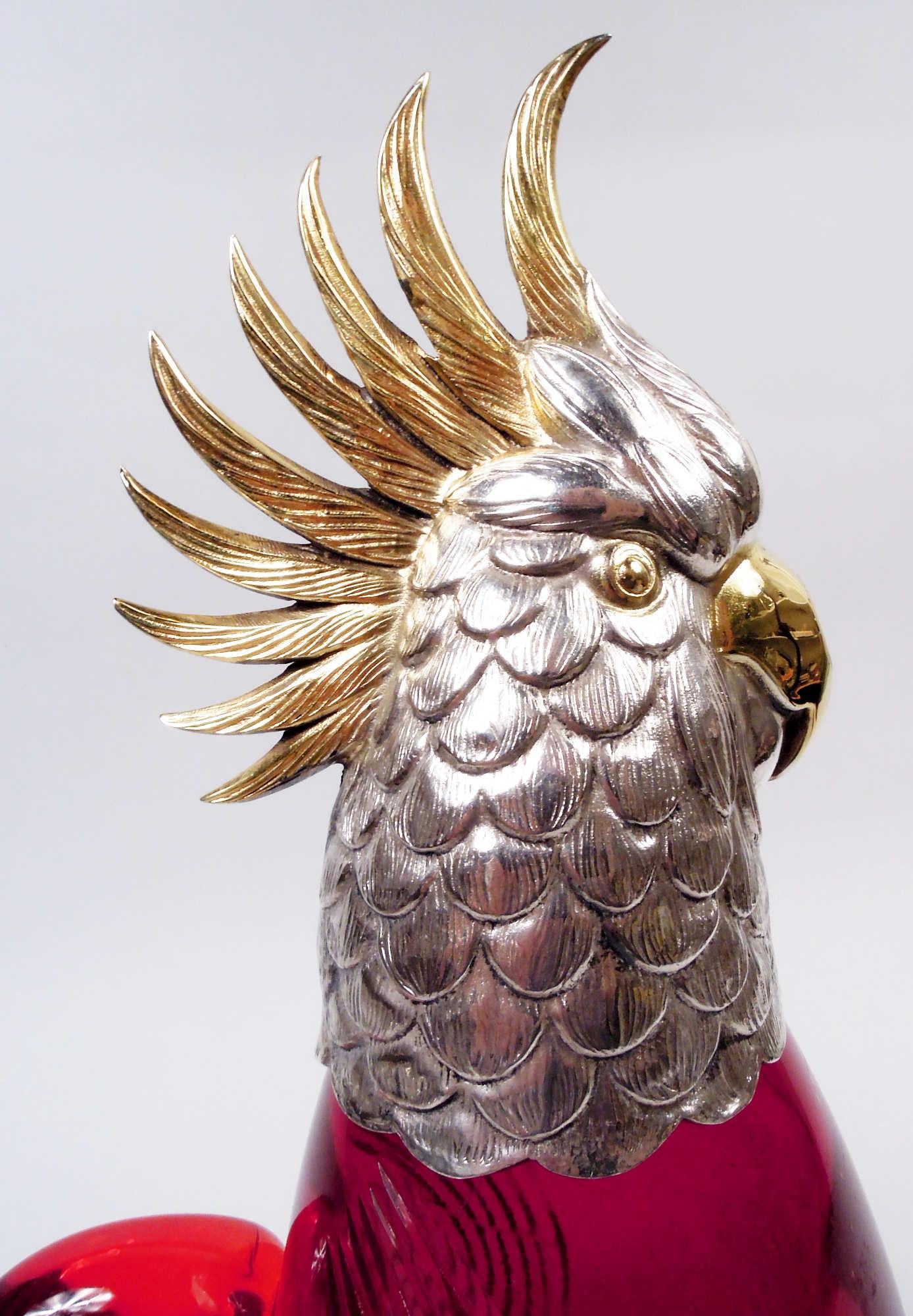 Carafe à décanter en forme de cacatoès amusant et flamboyant de Cartier Midcentury Figural Bon état à New York, NY