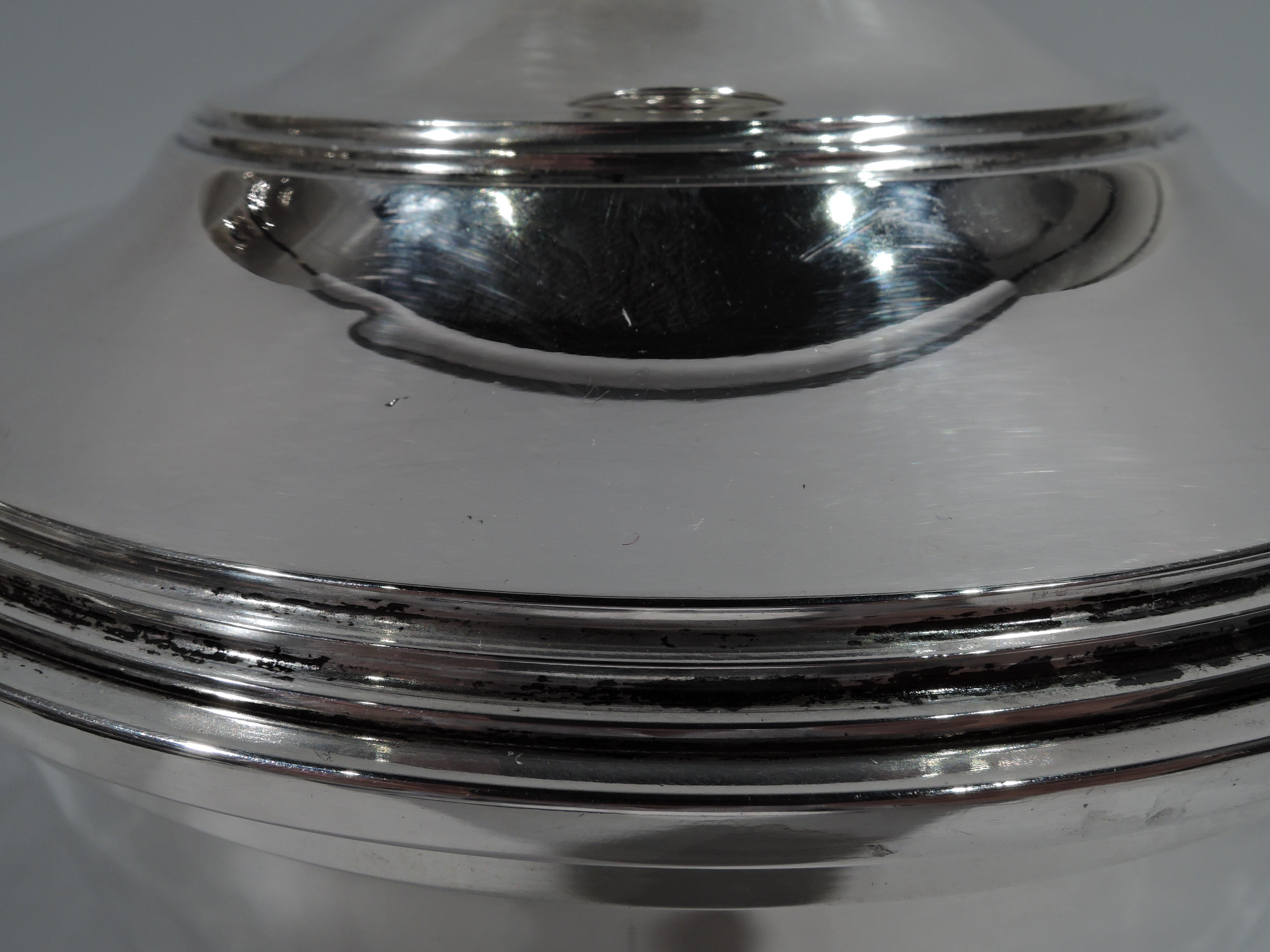 Cartier Mid-Century Modern Sterling Silver Ice Bucket In Good Condition In New York, NY