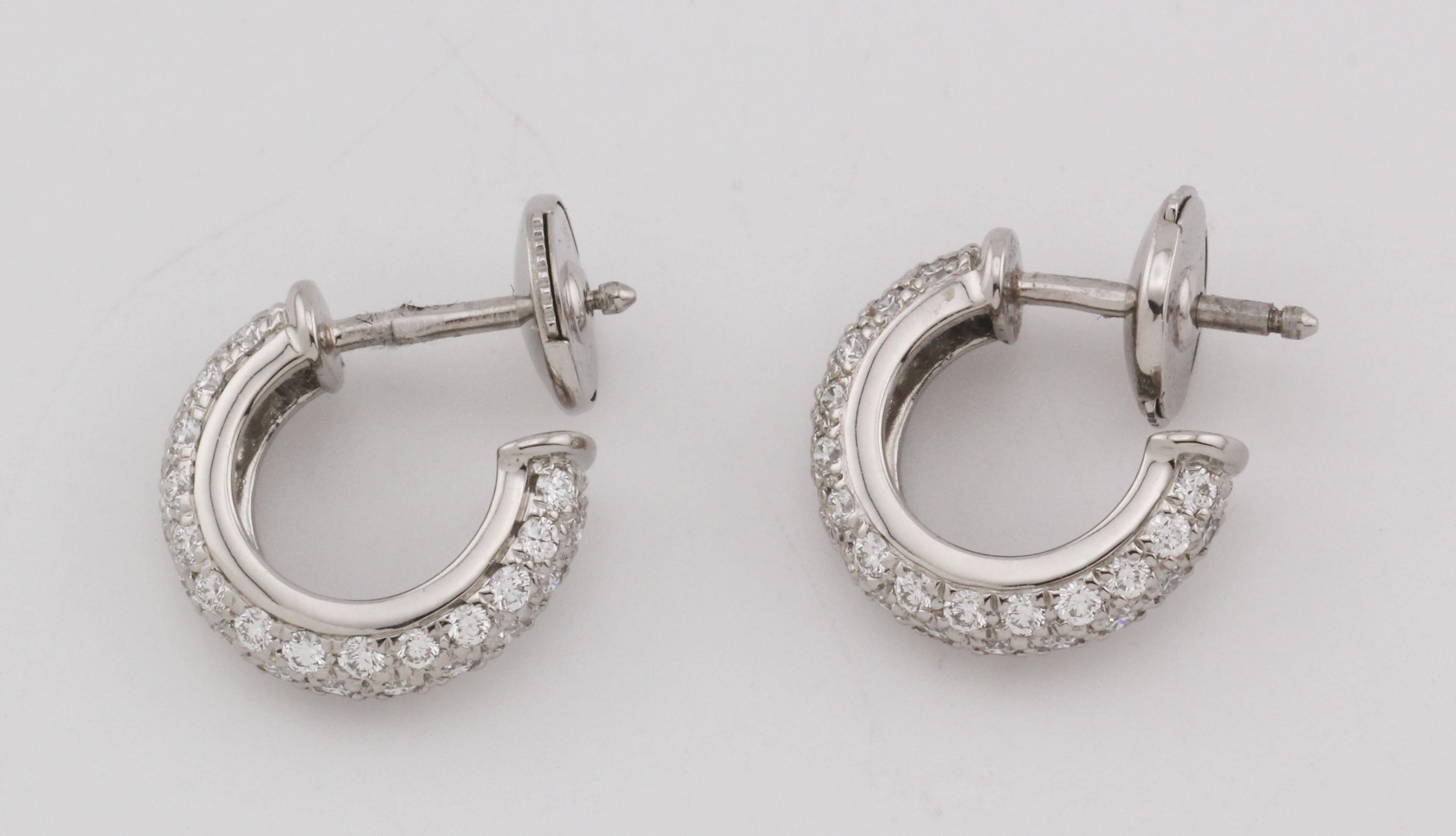 Pendientes de aro Cartier Mimi Diamante Platino en Excelente estado para la venta en Simpsonville, SC
