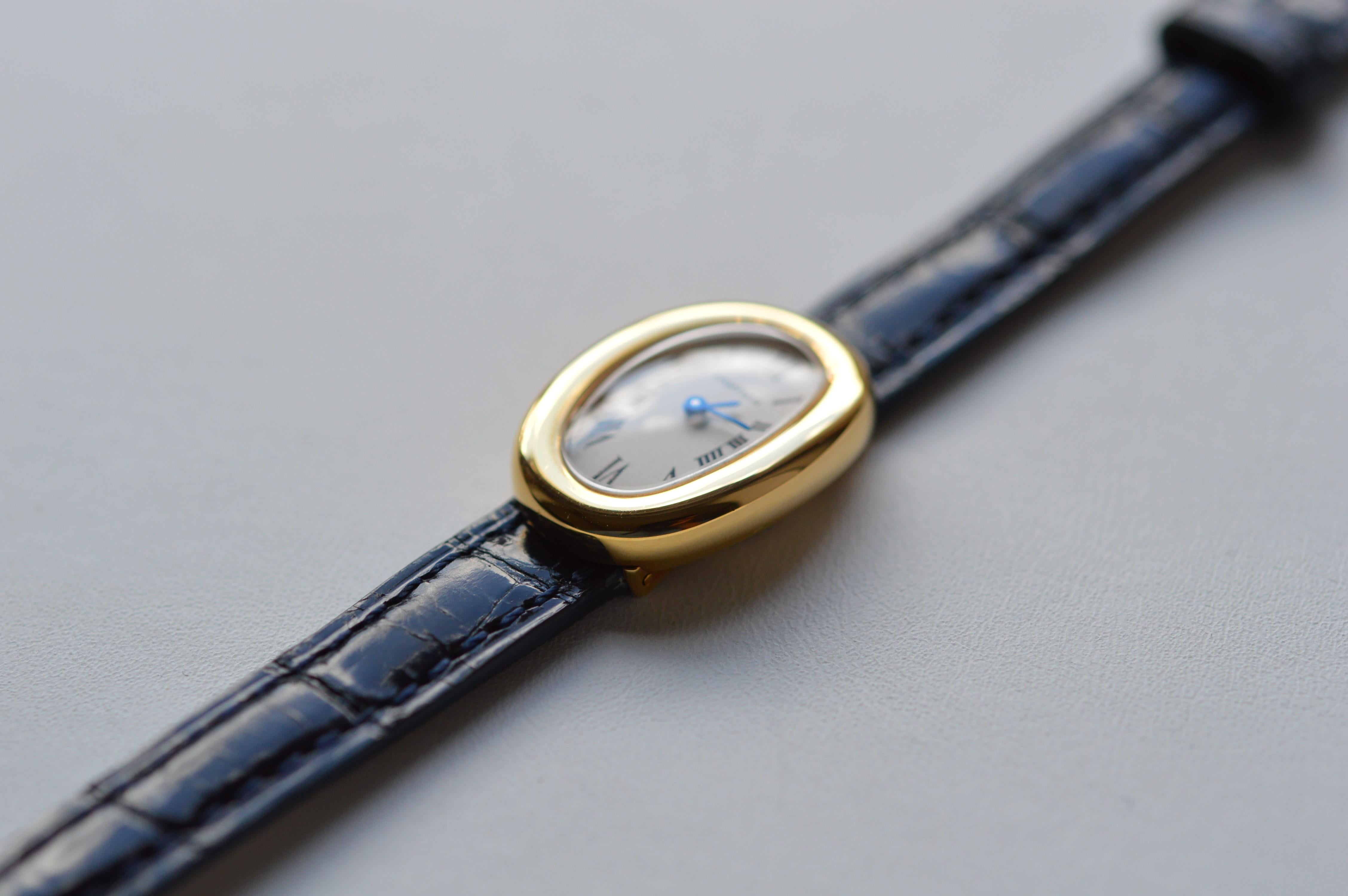 Cartier Mini Baignoire, bracelet en cuir et or jaune 18 carats, non porté en vente 1
