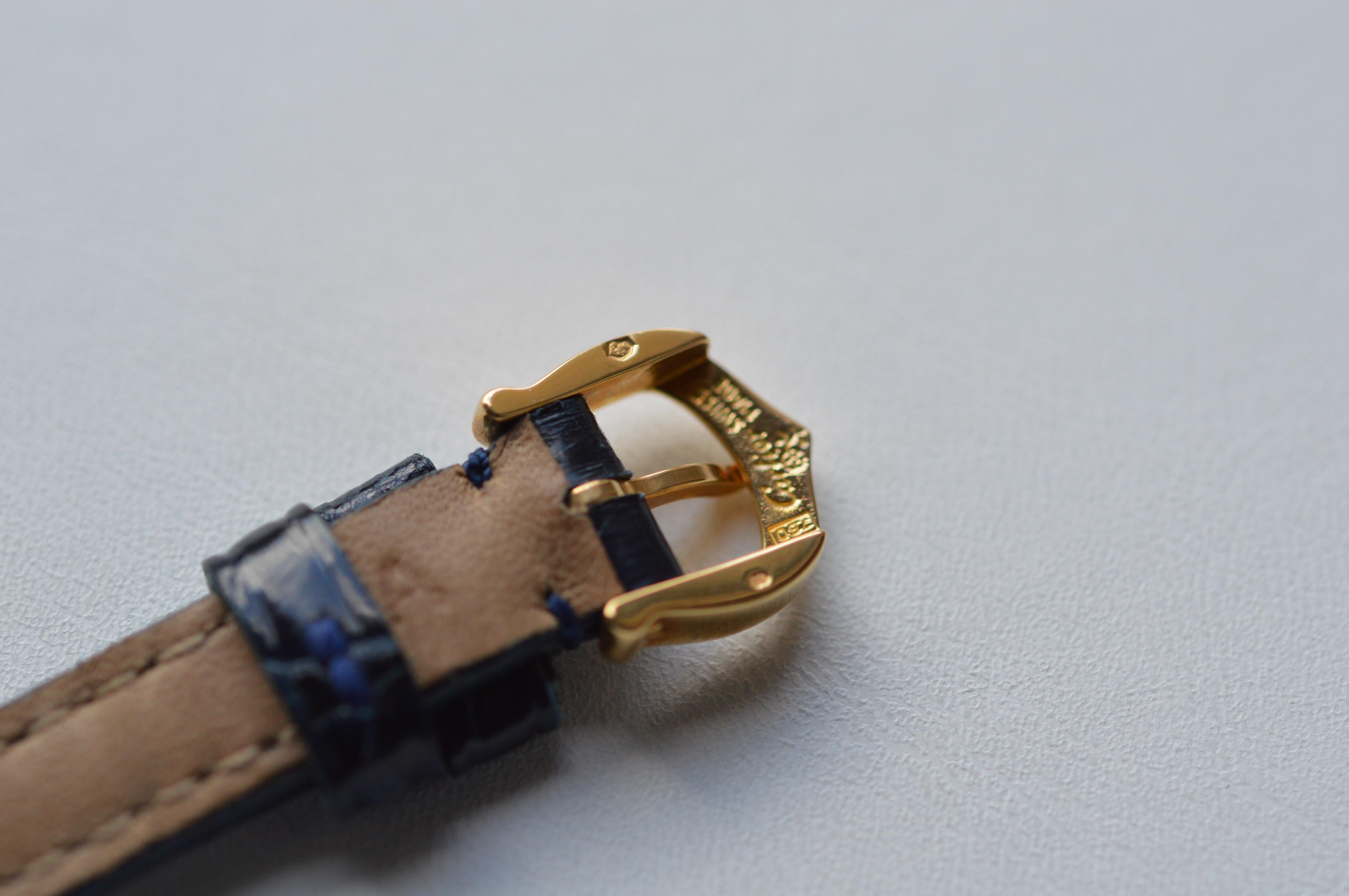 Cartier Mini Baignoire, bracelet en cuir et or jaune 18 carats, non porté en vente 2