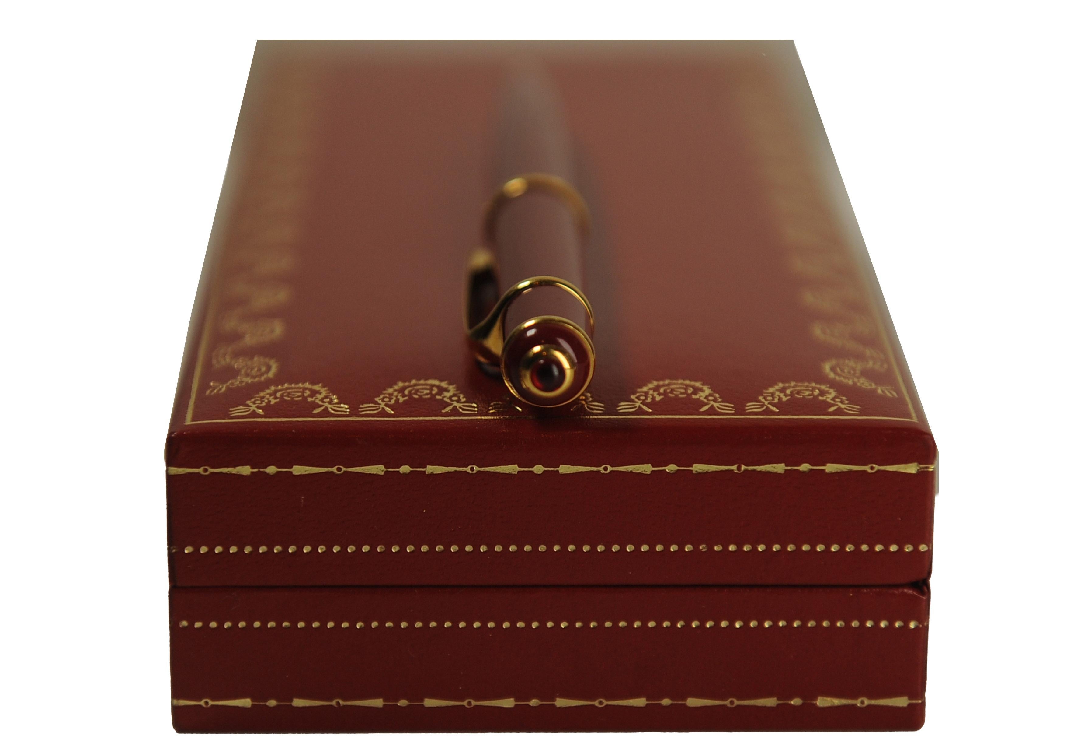 Penna a sfera Cartier Mini Diablo Red Composite con Cabochon In una scatola Cartier in vendita 9
