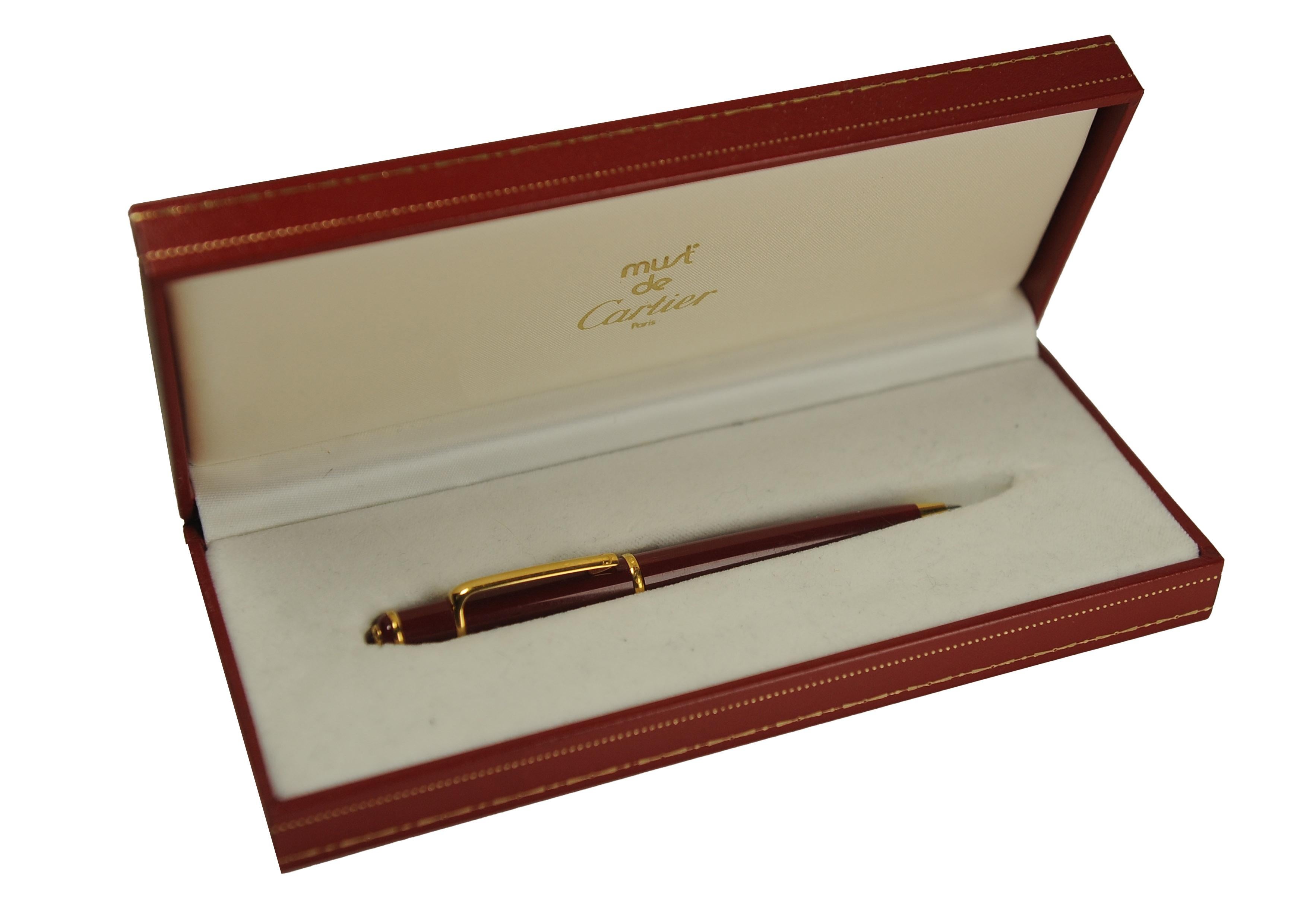 Penna a sfera Cartier Mini Diablo Red Composite con Cabochon In una scatola Cartier in vendita 1