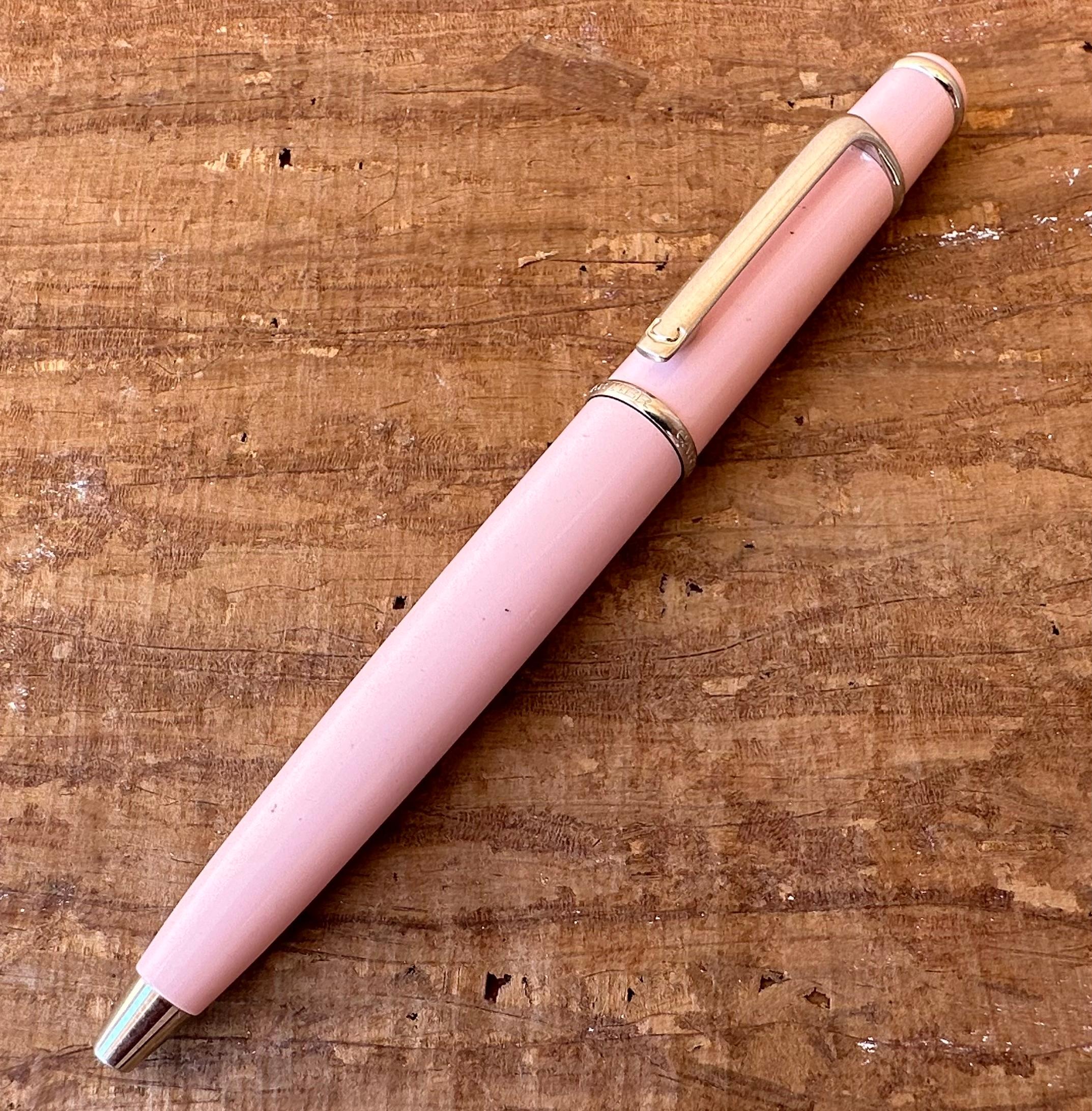 Up For Sale RARE Cartier Mini Diabolo Pink Lacquer Ball Point Pen Features Pink Lacquer with Palladium plated trim, pink resin cap jewel Ballpoint .

Features

Type: Ballpoint pen

Condition : Used not much so In Excellent condition With Little Wear