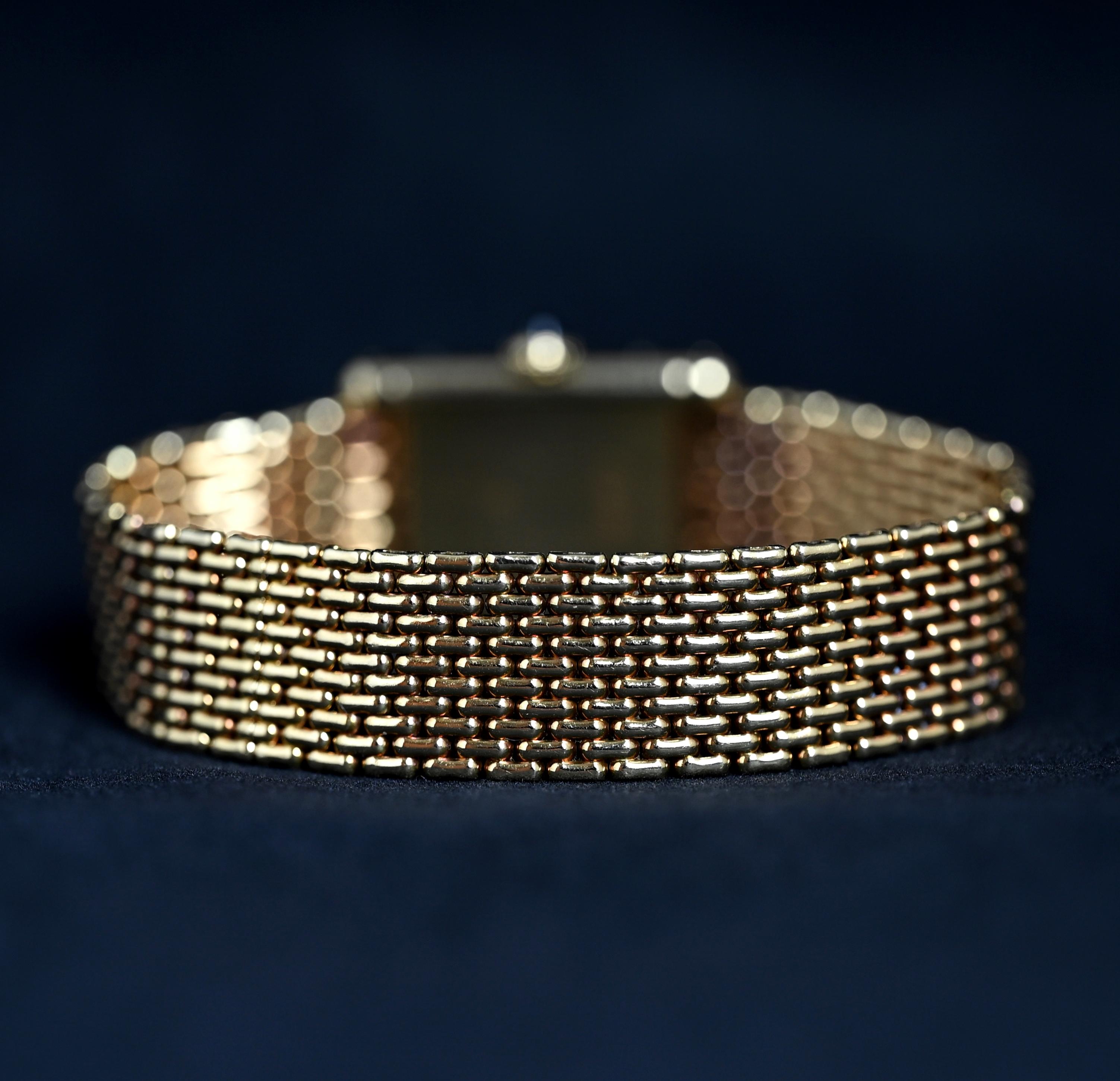 Cartier Mini-Tank Louis 18K YG Paris Zifferblatt 78087 Handaufzug mit Armband, 1970er Jahre 3