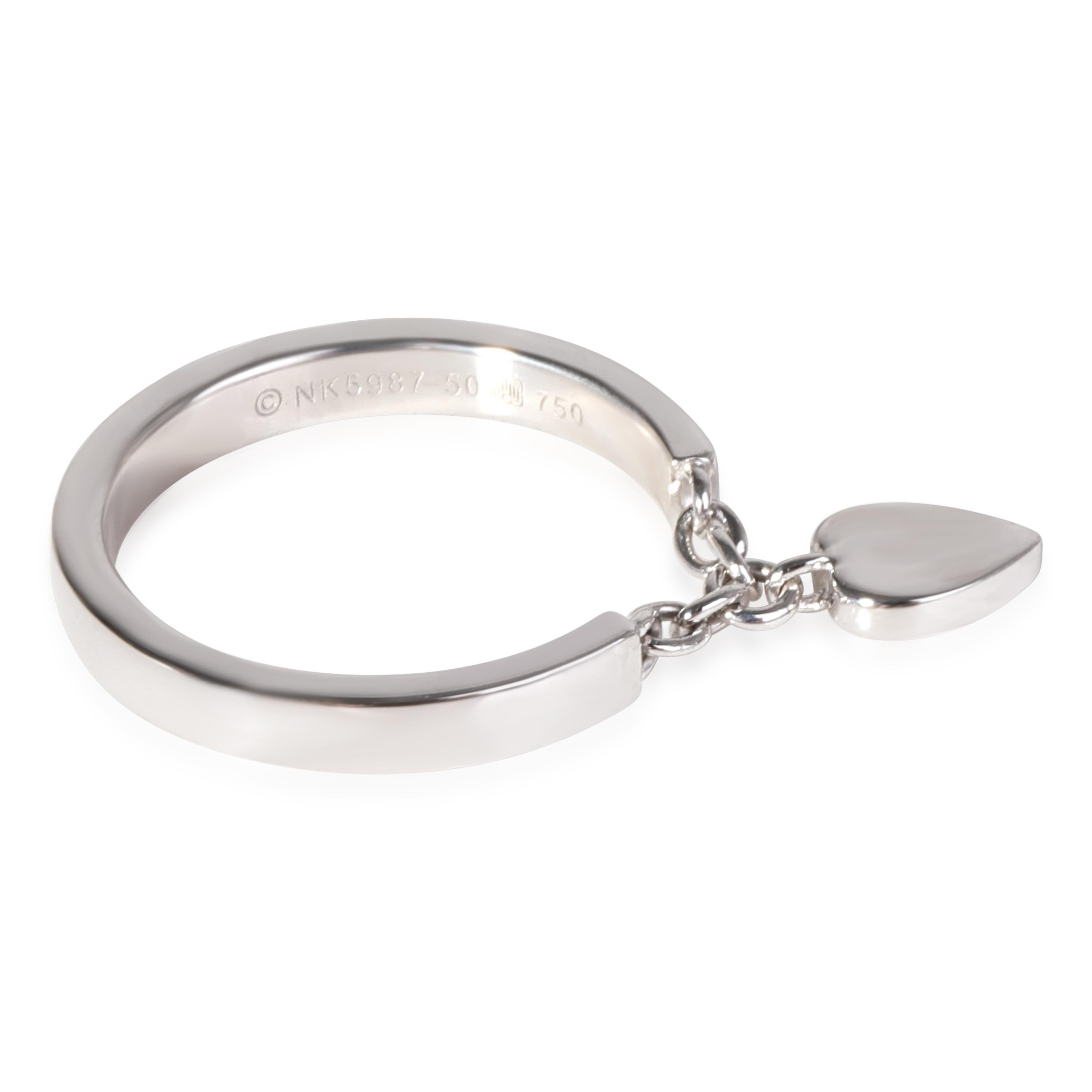 Cartier Mon Amour Herz Charme Ring in 18kt Weißgold 0,05 CTW

PRIMÄRE DETAILS
SKU: 119837
Auflistung Titel: Cartier Mon Amour Herz Charme Ring in 18kt Weißgold 0,05 CTW
Zustand Beschreibung: Verkauft für 2000 USD. In ausgezeichnetem Zustand und