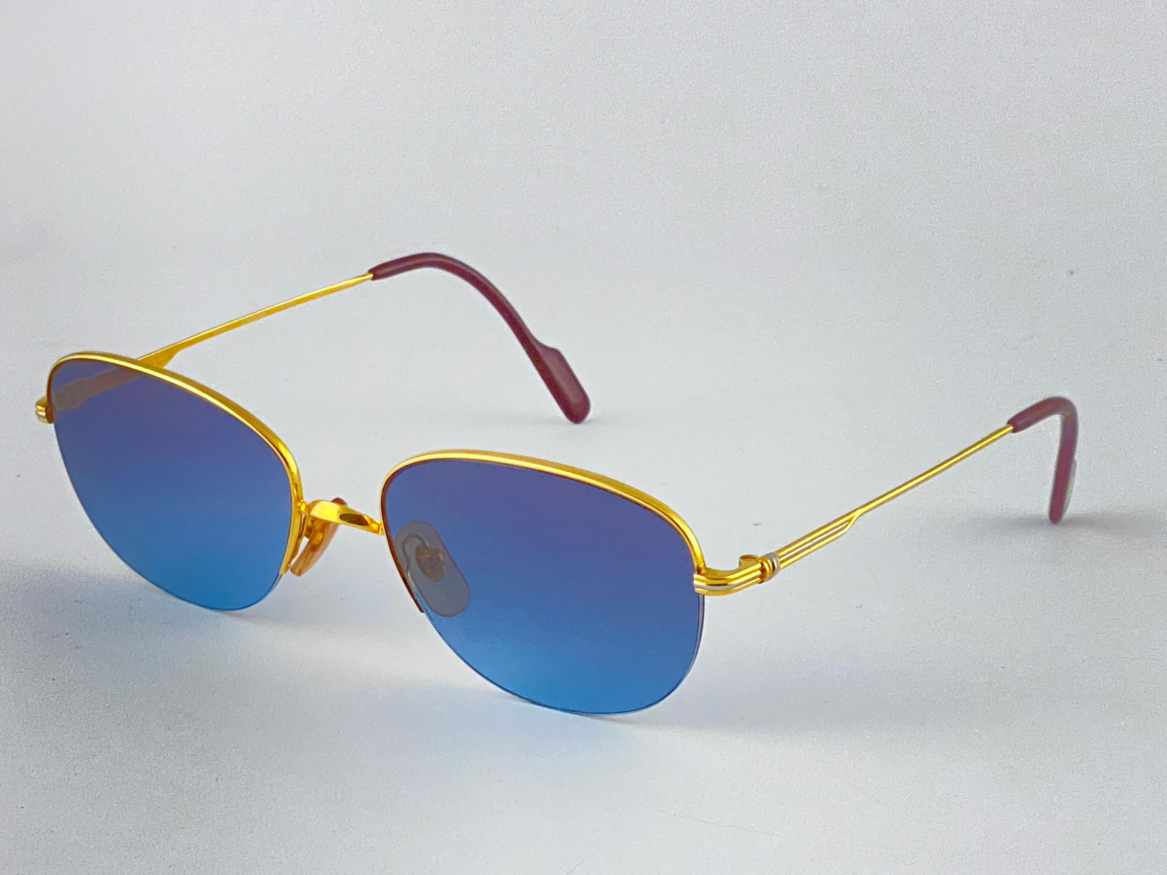 Women's or Men's Cartier Montaigne Half Frame 55mm Sunglasses 18k Gold Sunglasses France For Sale