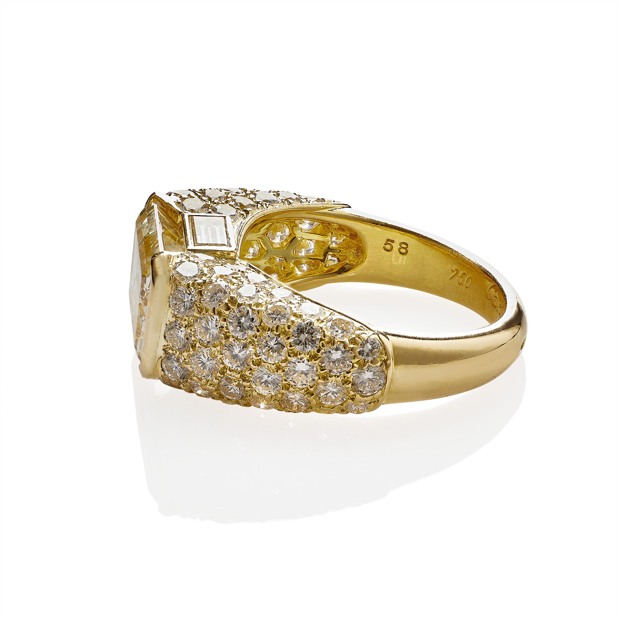 Women's or Men's Cartier Monture Paris Emerald-cut Diamond Ring For Sale