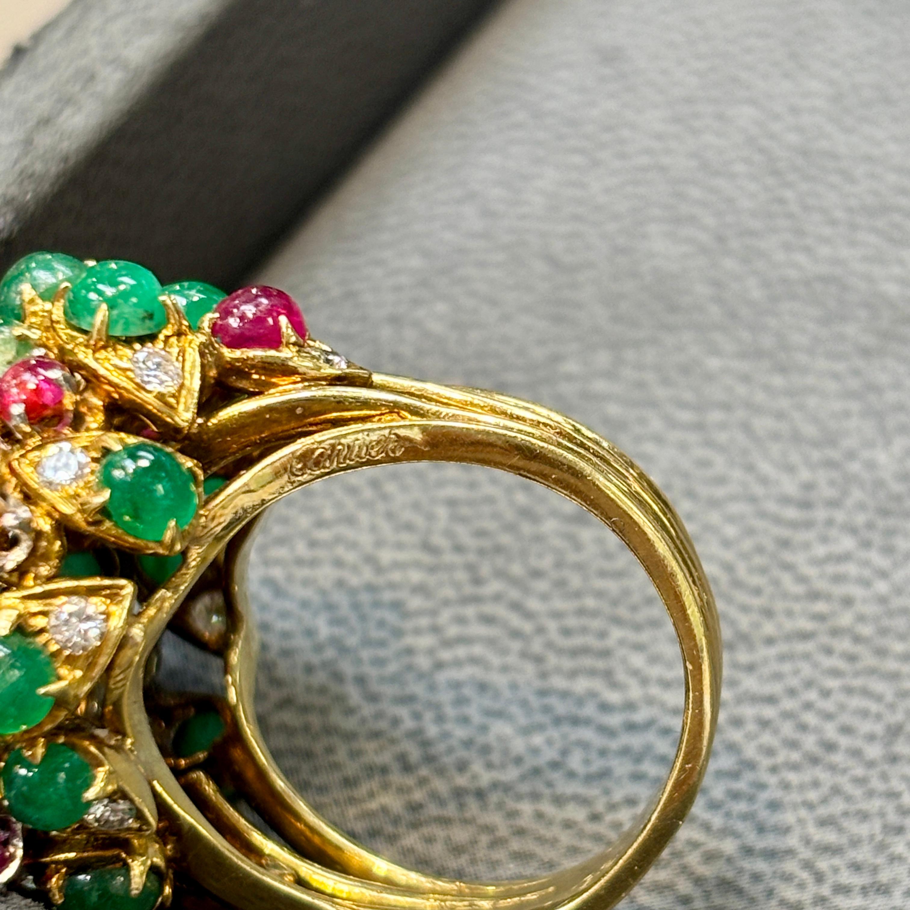 Cartier Mughal Style Ruby & Emerald Cocktail Ring In Excellent Condition For Sale In New York, NY