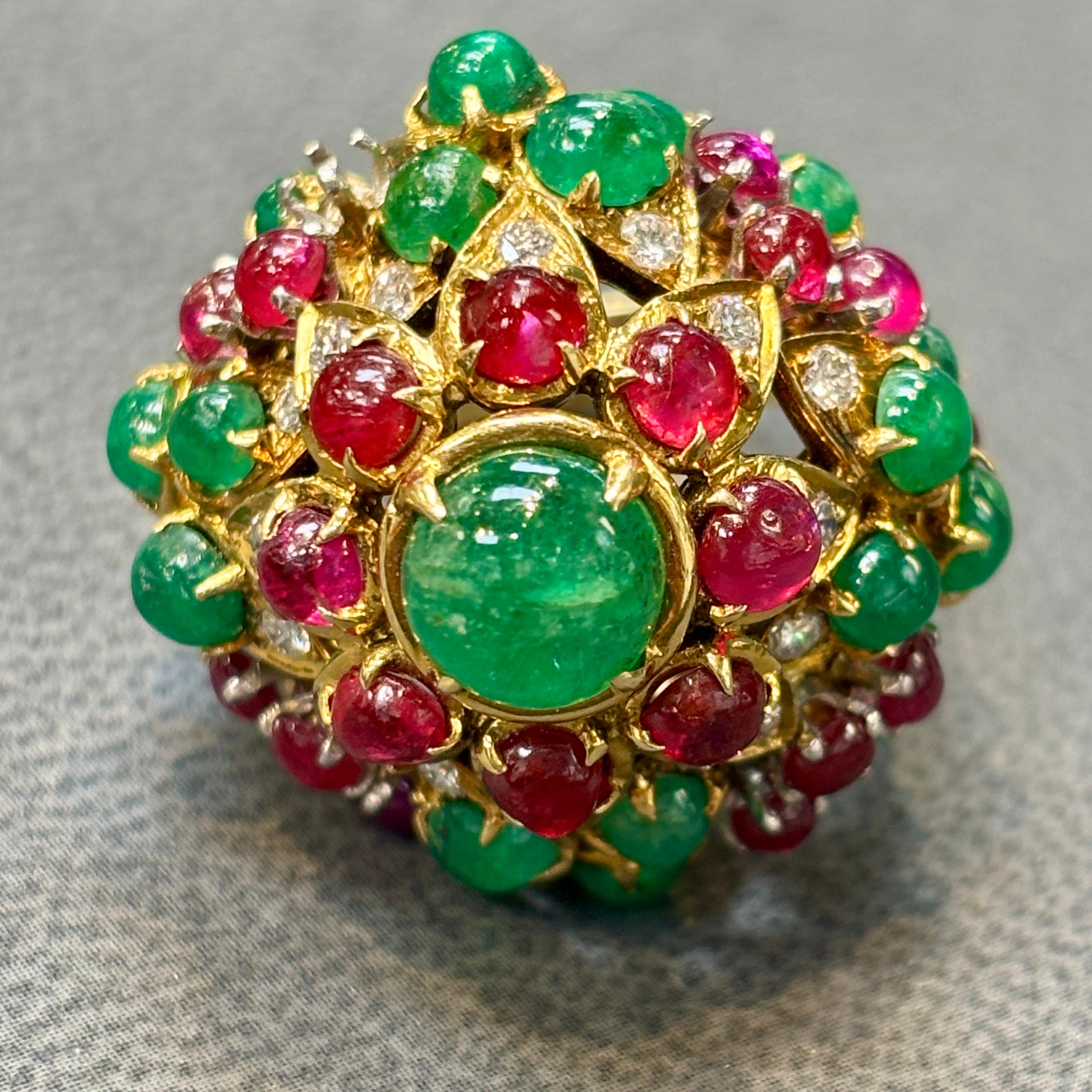 Women's Cartier Mughal Style Ruby & Emerald Cocktail Ring For Sale