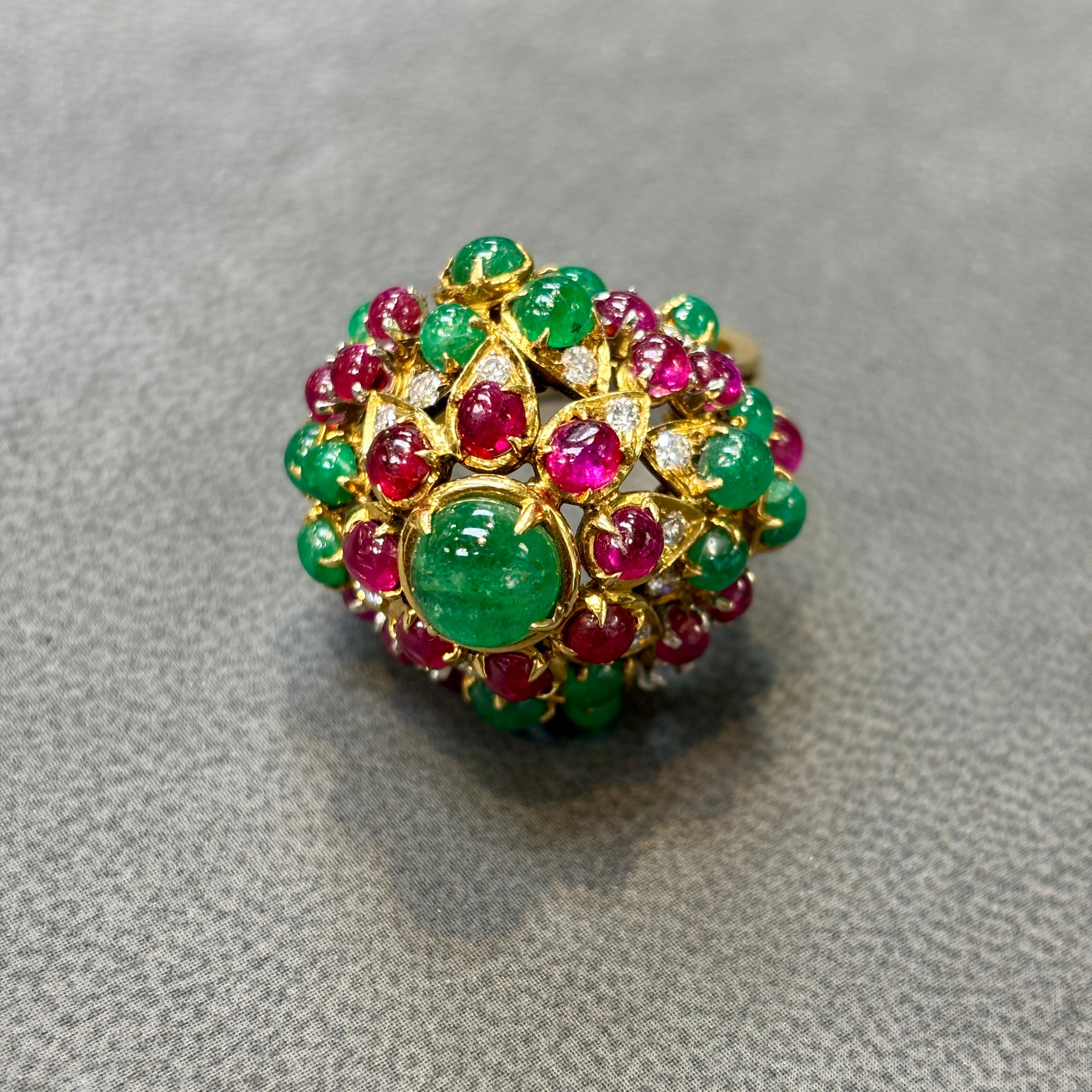 Cartier Mughal Style Ruby & Emerald Cocktail Ring For Sale 1