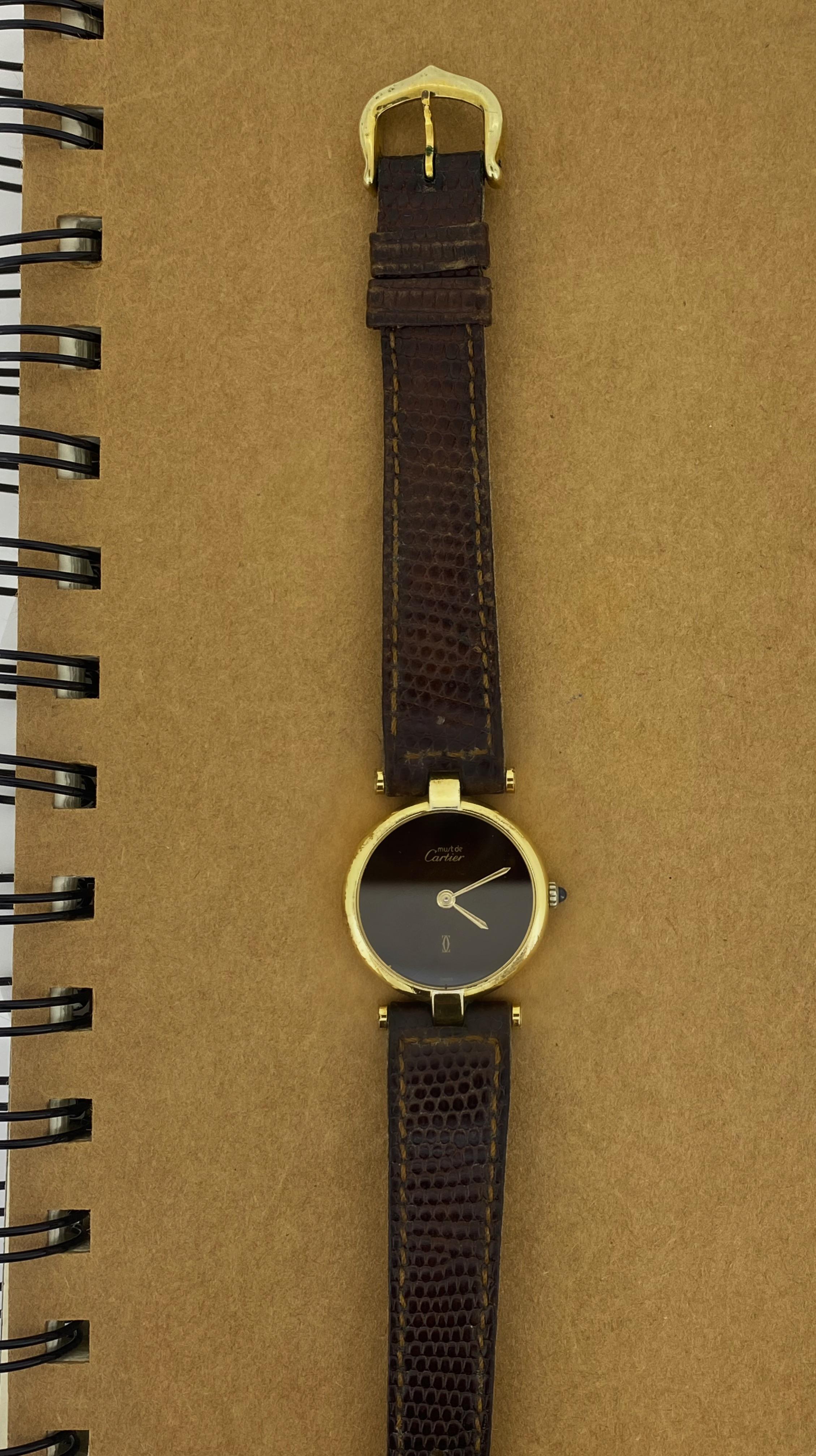 Must de Cartier ref 18 Quadrante borgogna (mogano) 24 mm Orologio da donna al quarzo in vendita 2