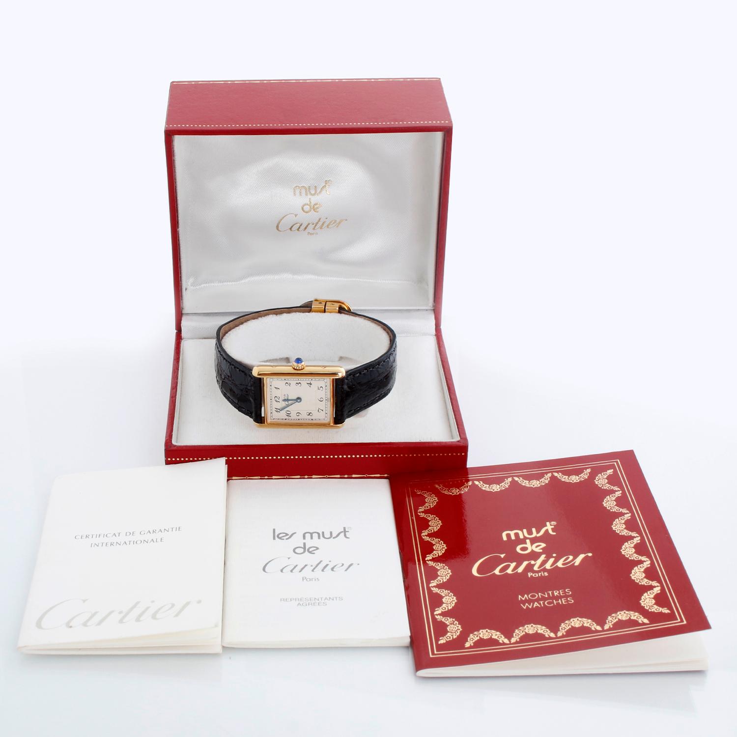 Reloj de señora Cartier Must de Tank Placa de oro 1615 en venta 2