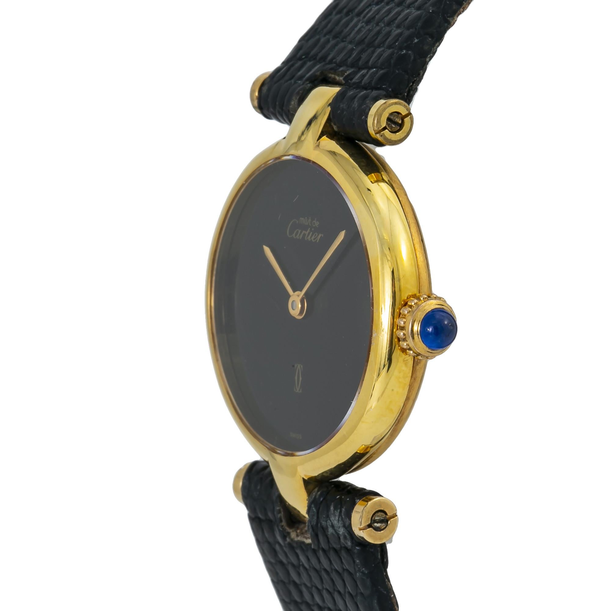 cartier round must