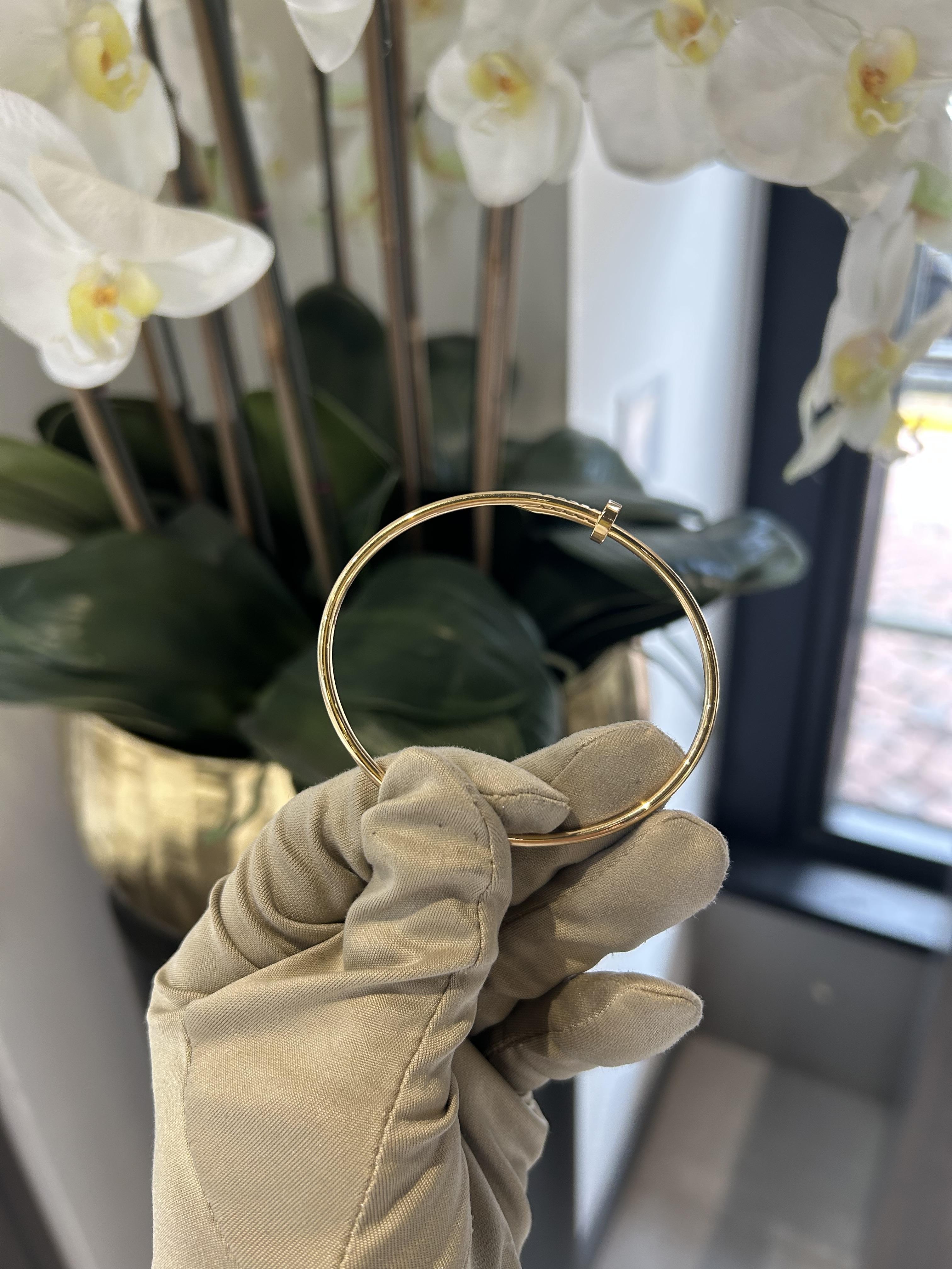 Bracelet à clous de Cartier Petit or rose Taille 19 Boîte et papiers en vente 6