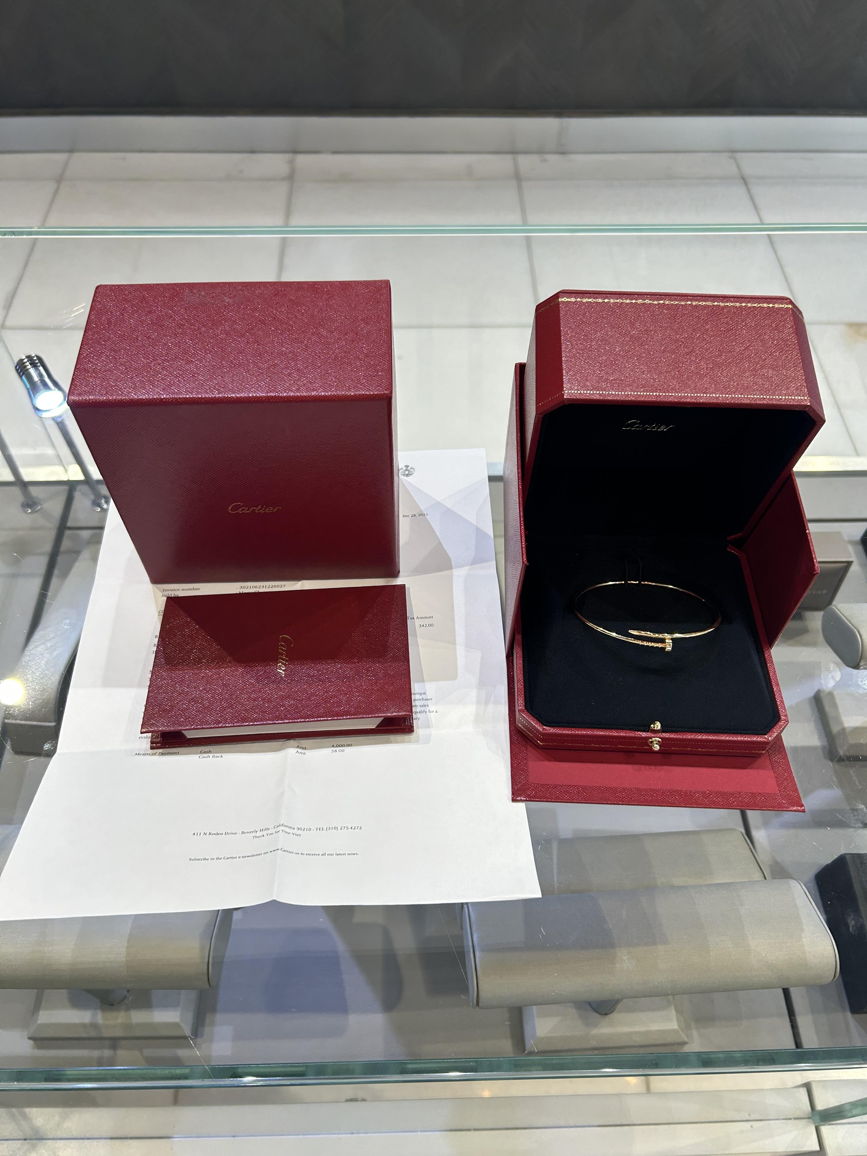 Bracelet à clous de Cartier Petit or rose Taille 19 Boîte et papiers en vente 2
