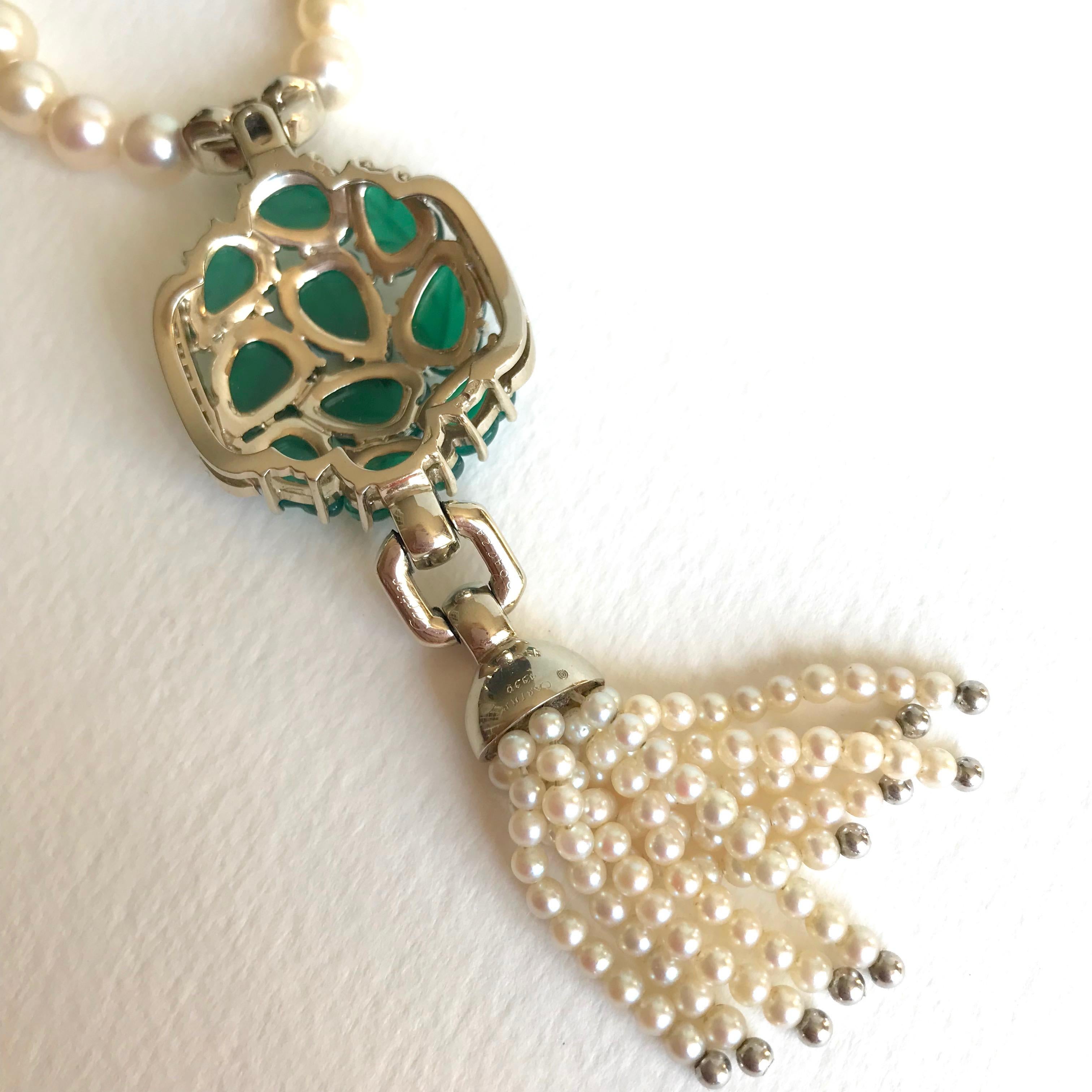 Cartier Necklace Pearls and Chrysoprases White Gold 18 KT In Good Condition In Paris, FR