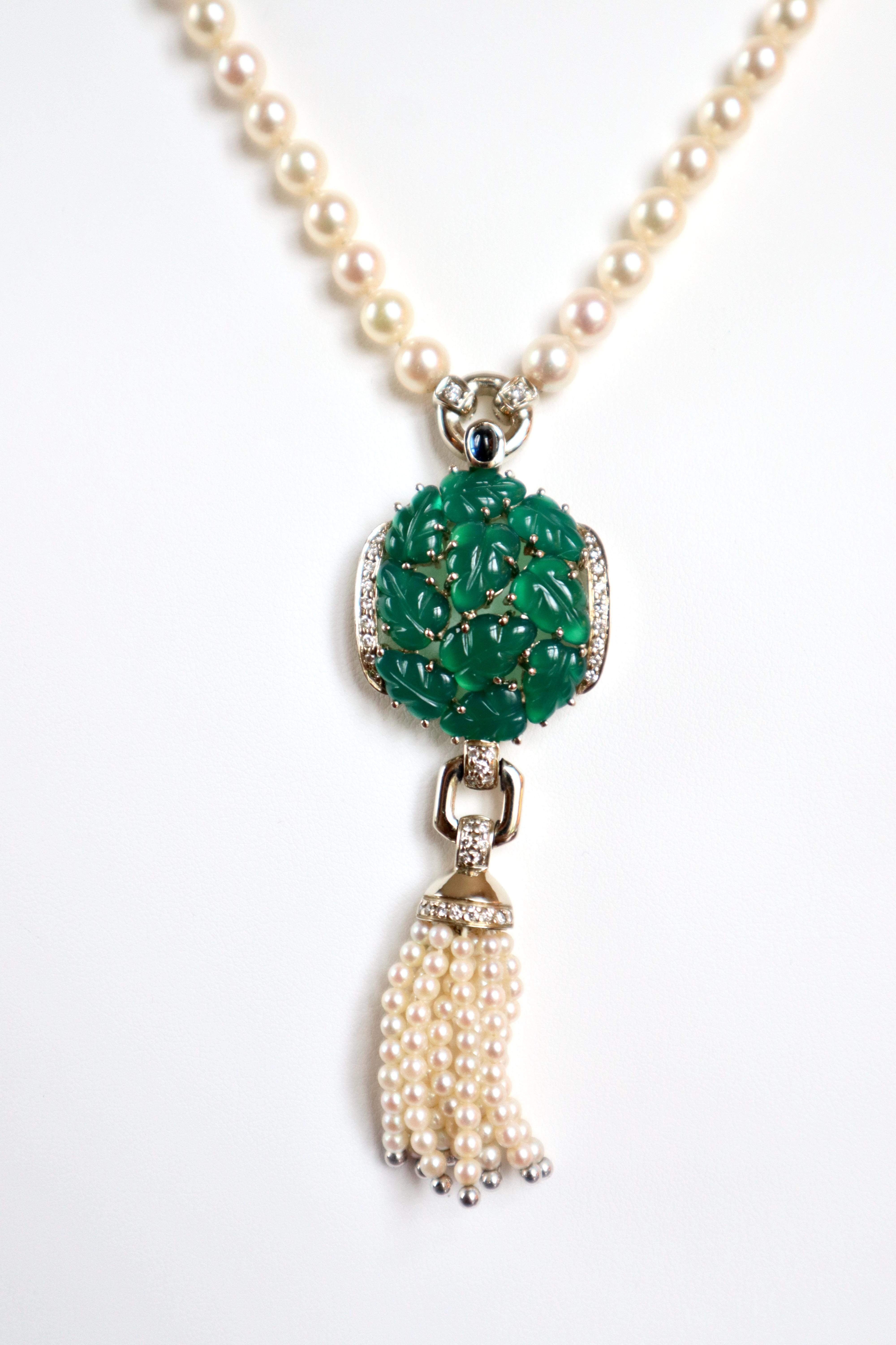 Cartier Necklace Pearls and Chrysoprases White Gold 18 KT 2