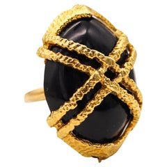 Used Cartier New York Cocktail Ring In 18Kt yellow Gold With Oval Black Jade