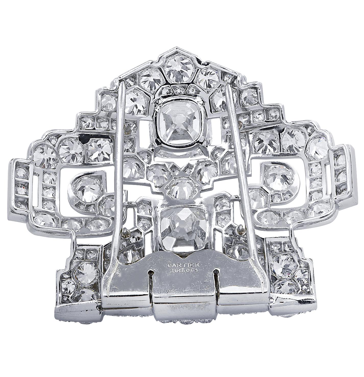 Cartier New York GIA Certified 11.24 Carat Old Mine Cushion Diamond Brooch For Sale 3