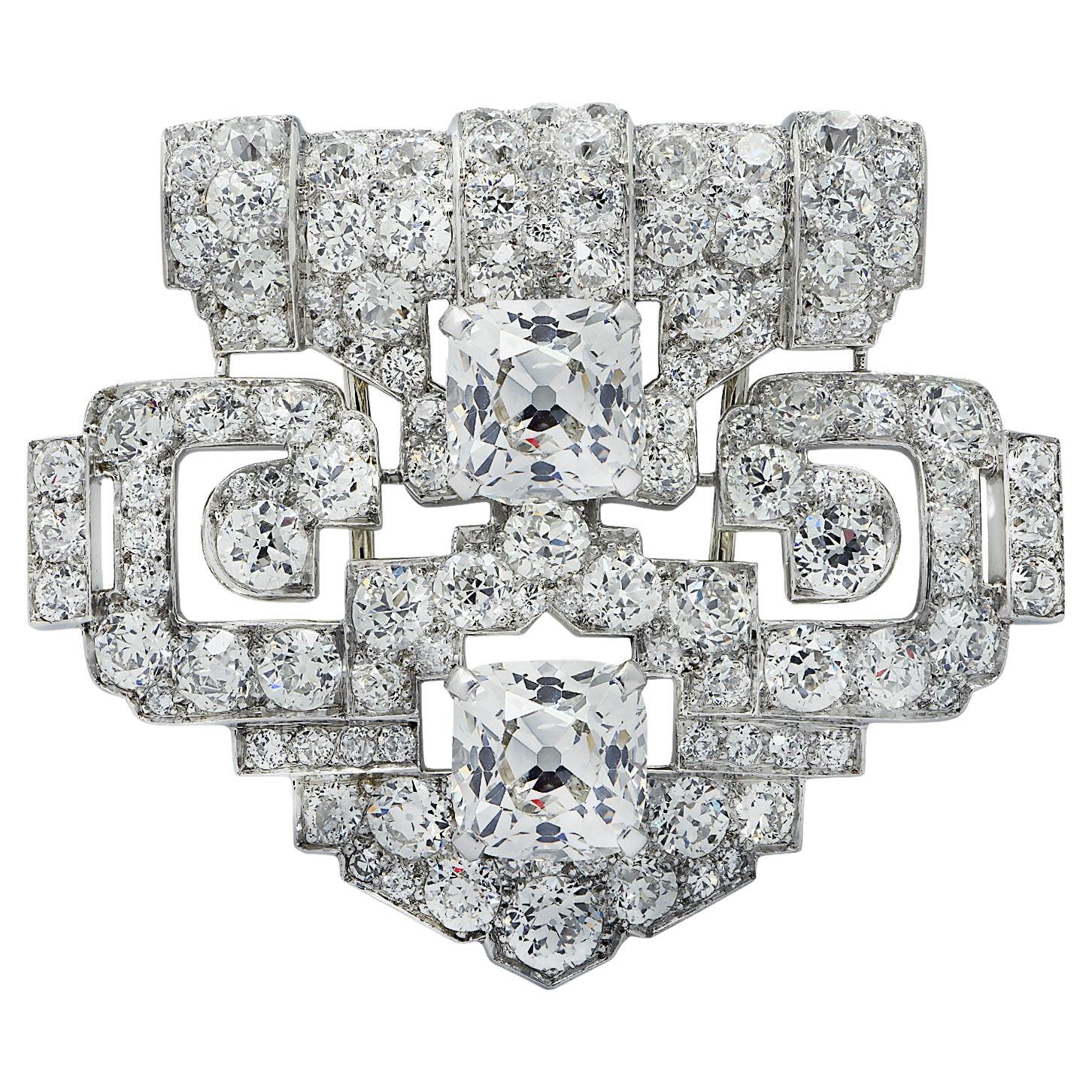Cartier New York GIA Certified 11.24 Carat Old Mine Cushion Diamond Brooch For Sale