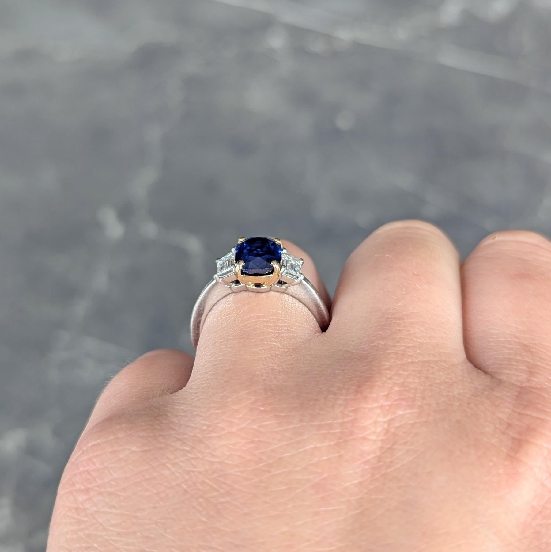 Cartier No Heat Sapphire Diamond Platinum 18K Gold Vintage Three Stone Ring For Sale 6