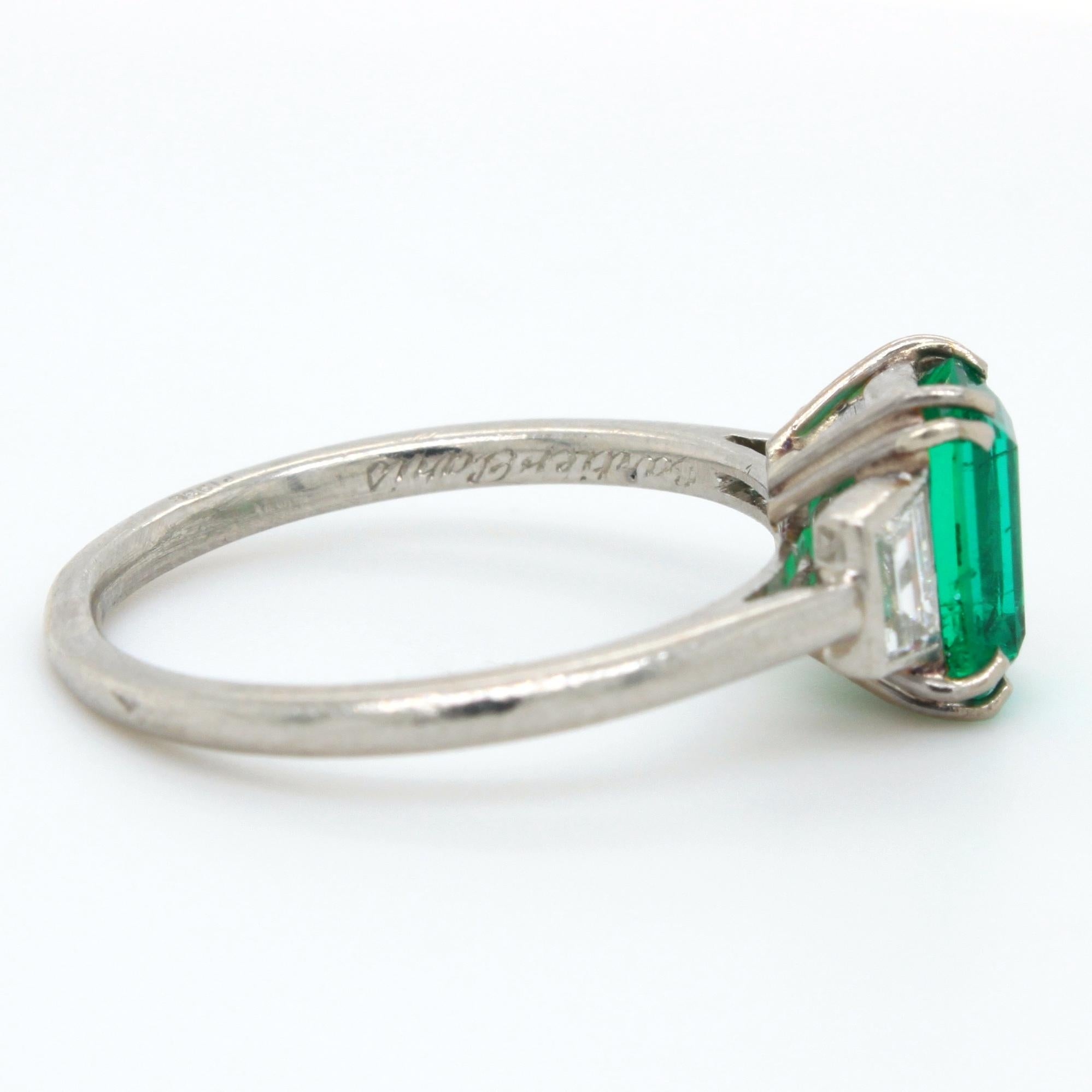 Cartier No-Oil Emerald and Diamond Ring, Art Deco, ca. 1920s In Excellent Condition In Idar-Oberstein, DE