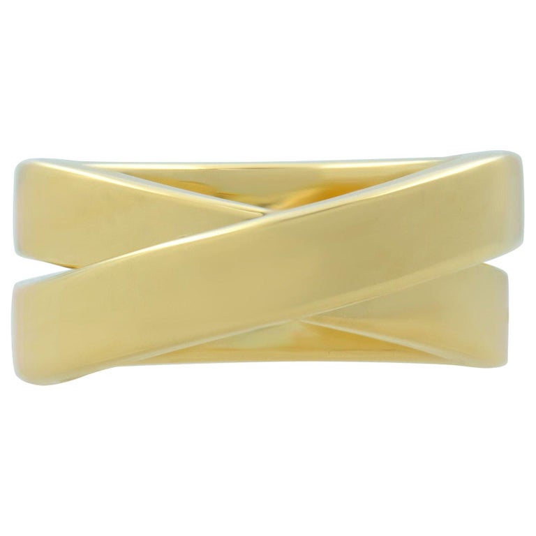 Cartier Nouvelle Vague 18 Karat Yellow Gold Crossover Ring at 1stDibs