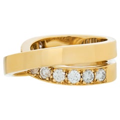 Anillo Cruzado de Diamantes Cartier Nouvelle Vague en 18k. 1,10 Quilates en Diamantes