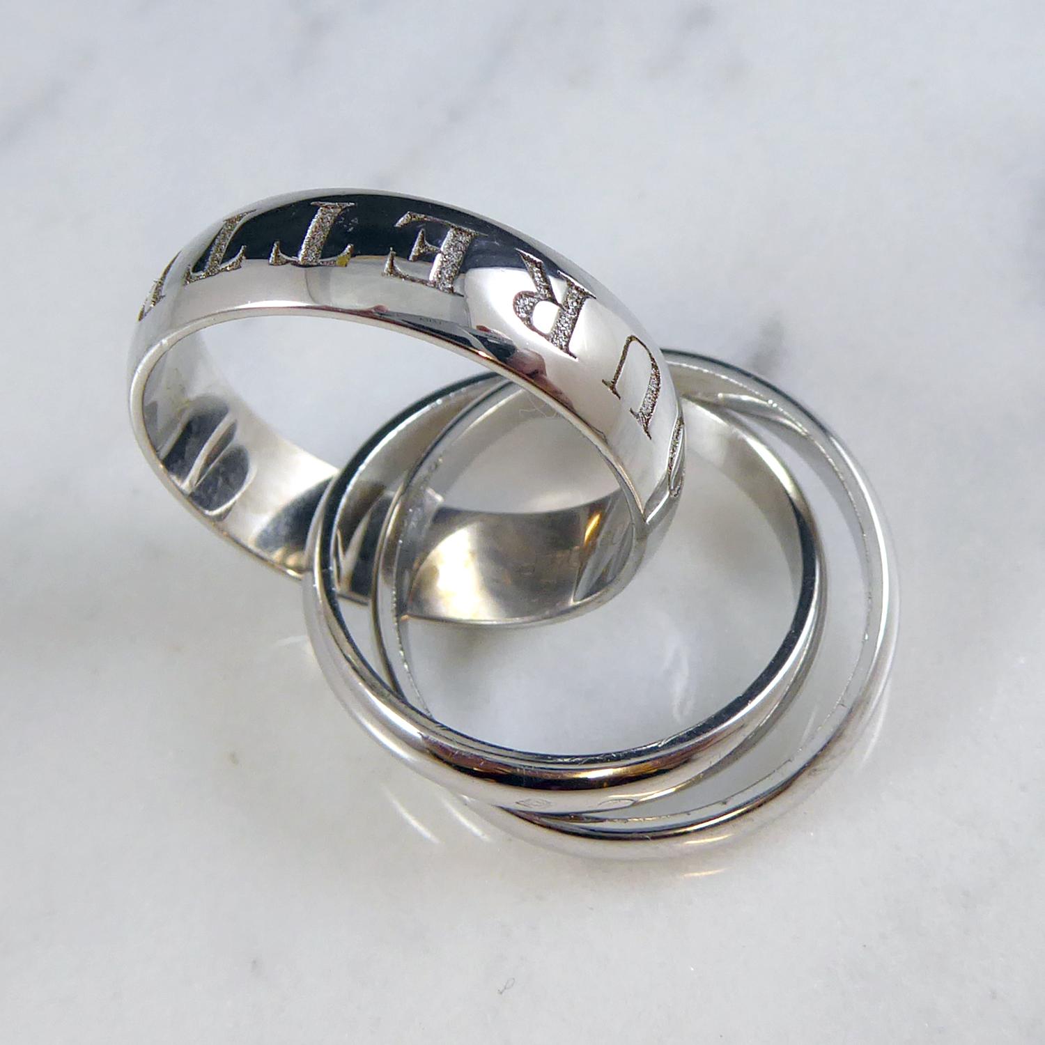 Women's or Men's Cartier or Amour Et Trinity White Gold Rolling Ring, circa 1998