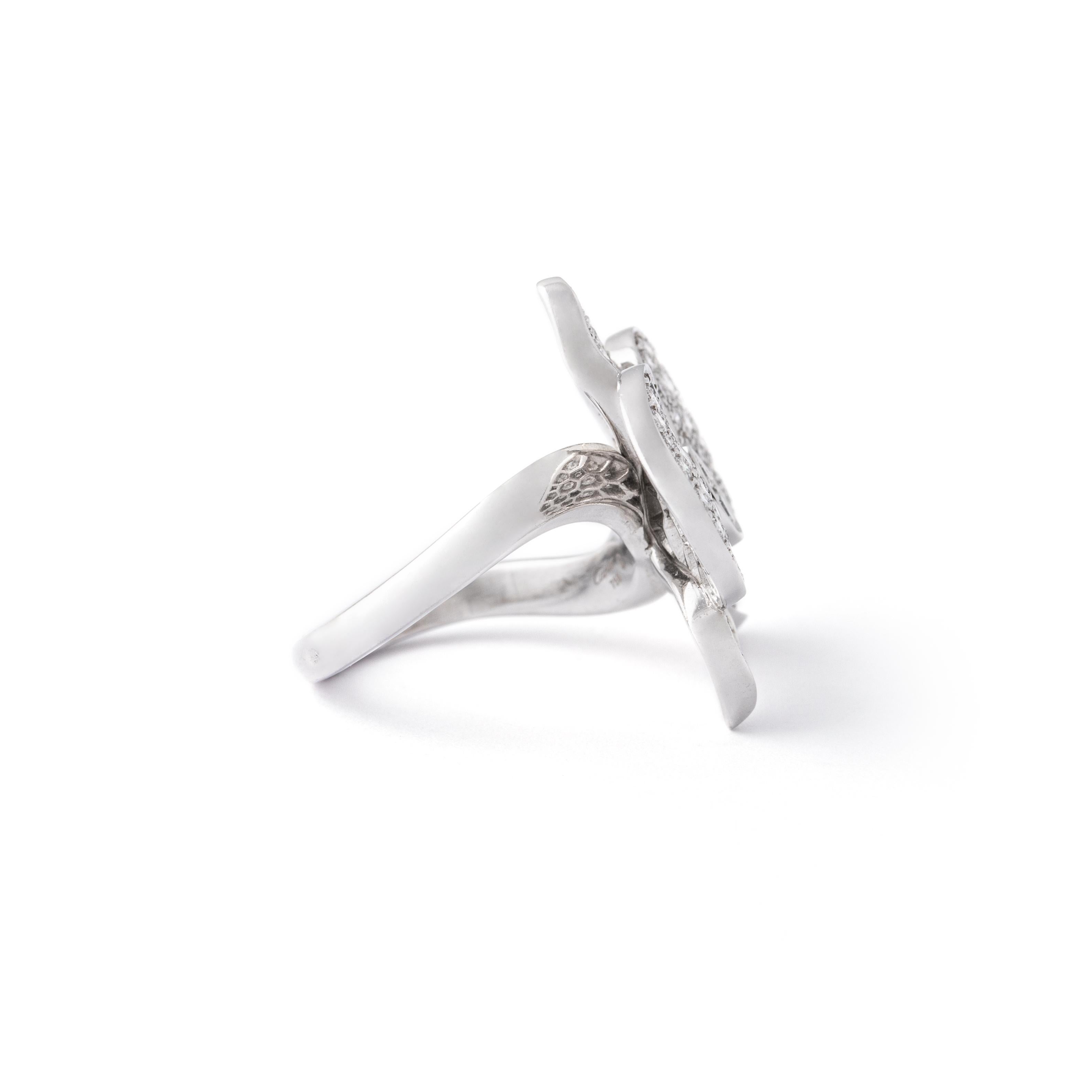 Cartier Caresse D'orchidées Orchid Flower Diamond Gold Cocktail Ring Unisexe en vente