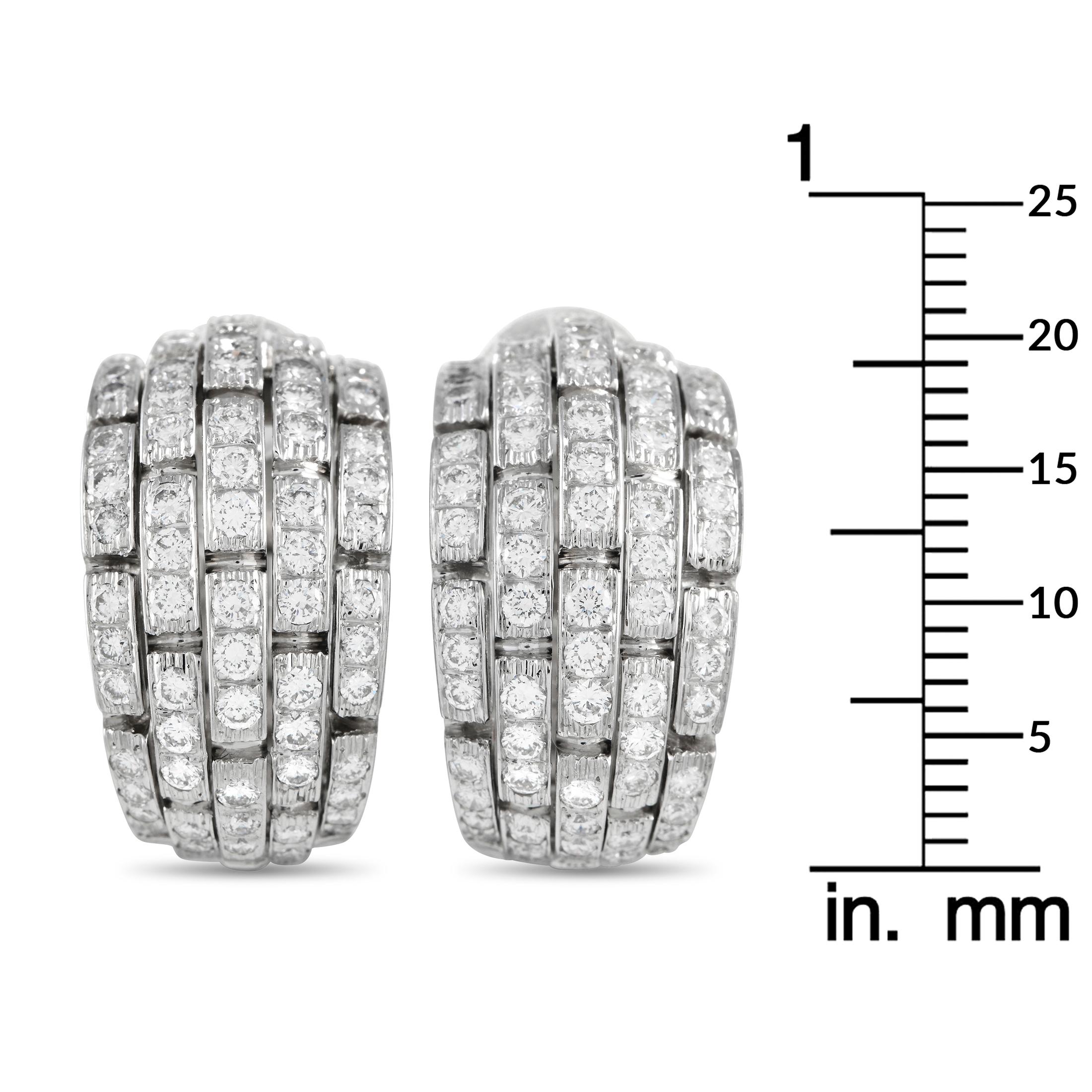 Cartier Oriane Ohrclips aus 18 Karat Weißgold mit 2,42 Karat Diamanten im Zustand „Neu“ in Southampton, PA